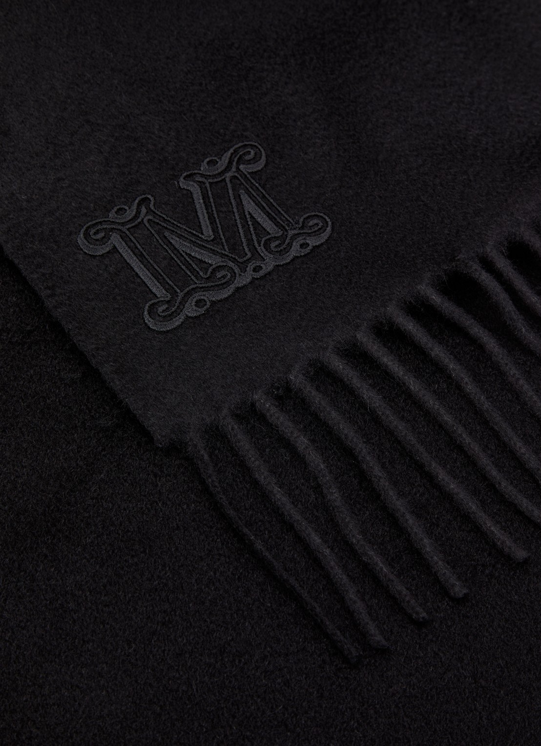 Max Mara Dalia sjaal van kasjmier met franjes 190 x 30 cm  - detail 2 zwart