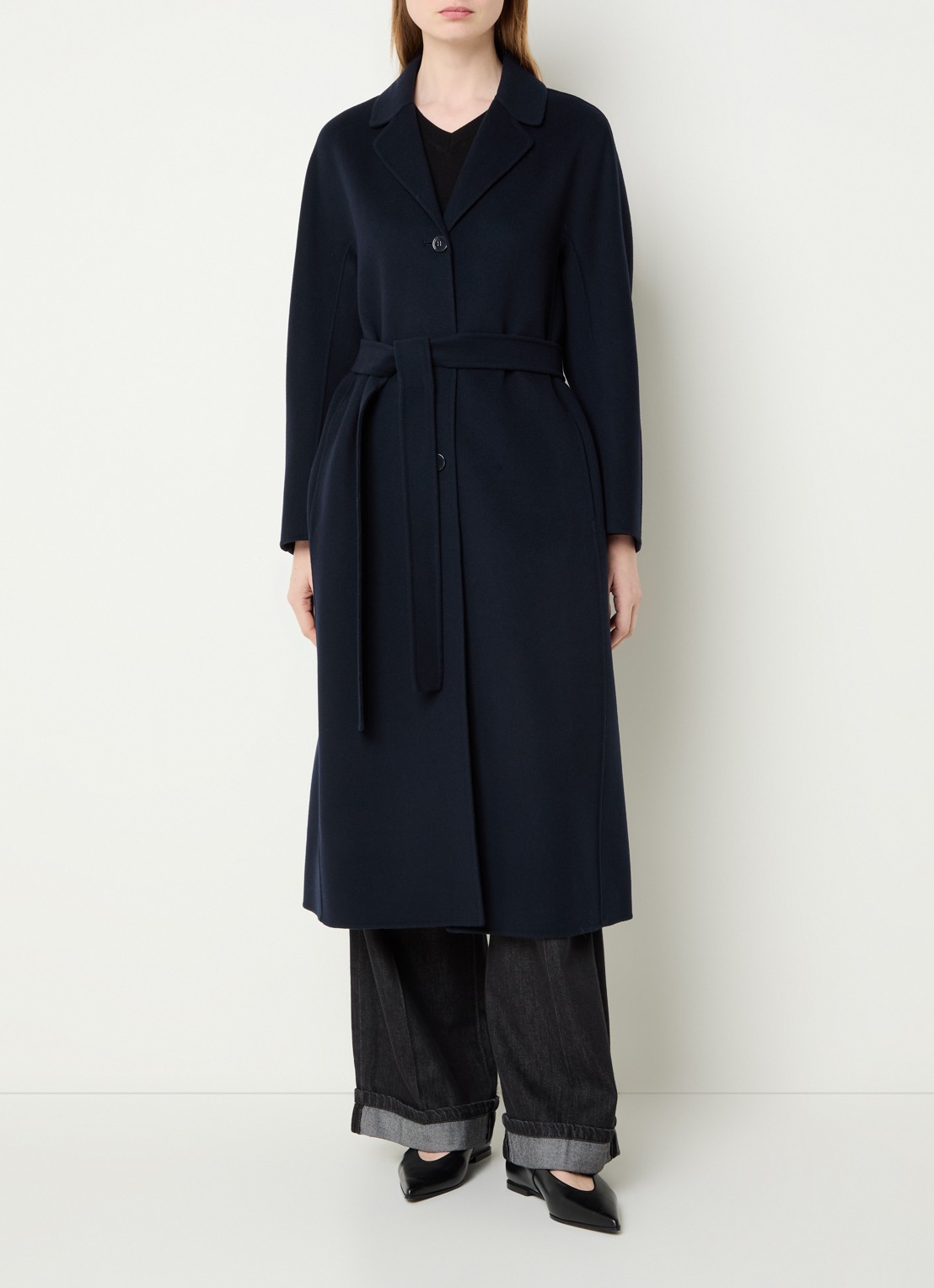Max Mara Dama mantel van scheerwol met steekzakken en strikceintuur - detail donkerblauw