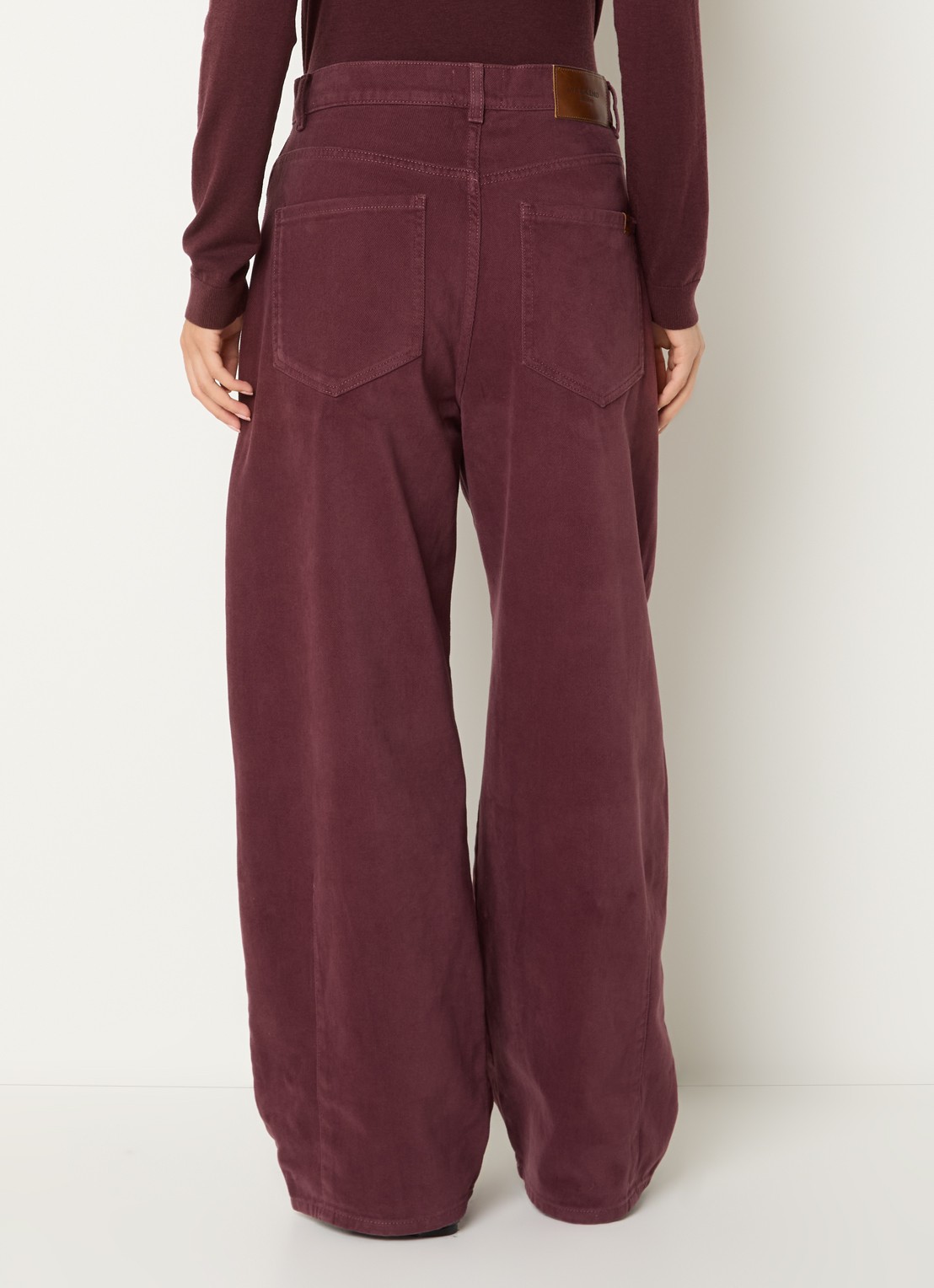 Max Mara Dordine high waist wide fit broek met steekzakken - achterkant bordeauxrood