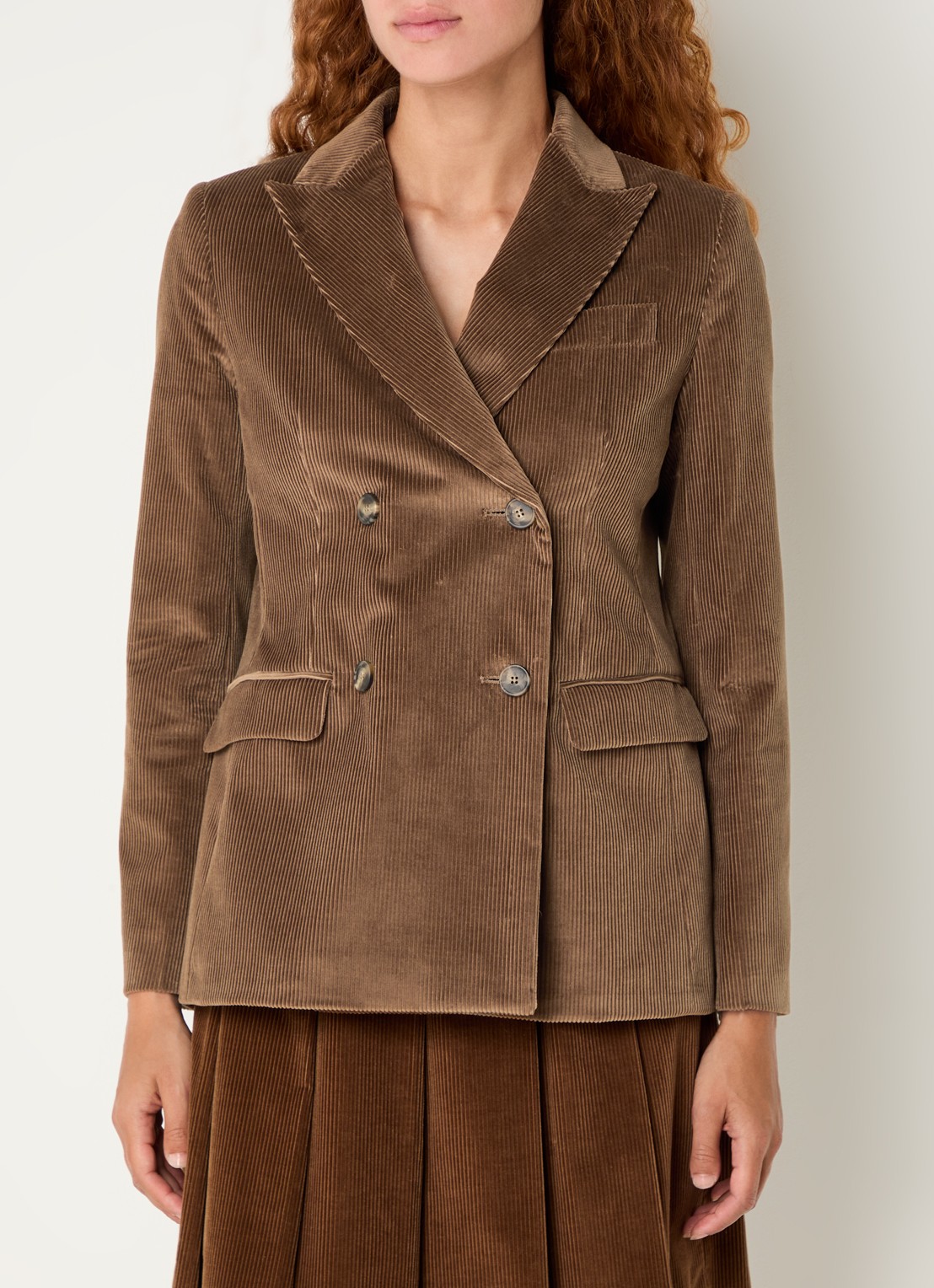 Max Mara Double-breasted blazer van coduroy - detail bruin