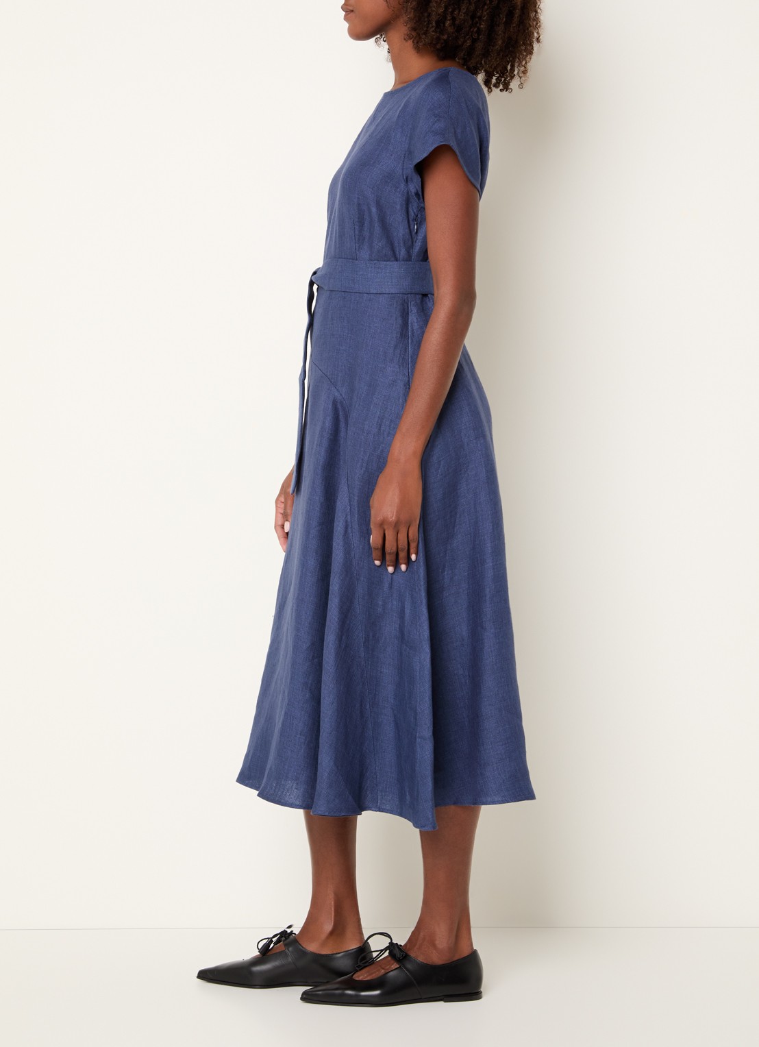 Max Mara Esordio midi jurk van linnen met strikceintuur - voorkant 2 donkerblauw