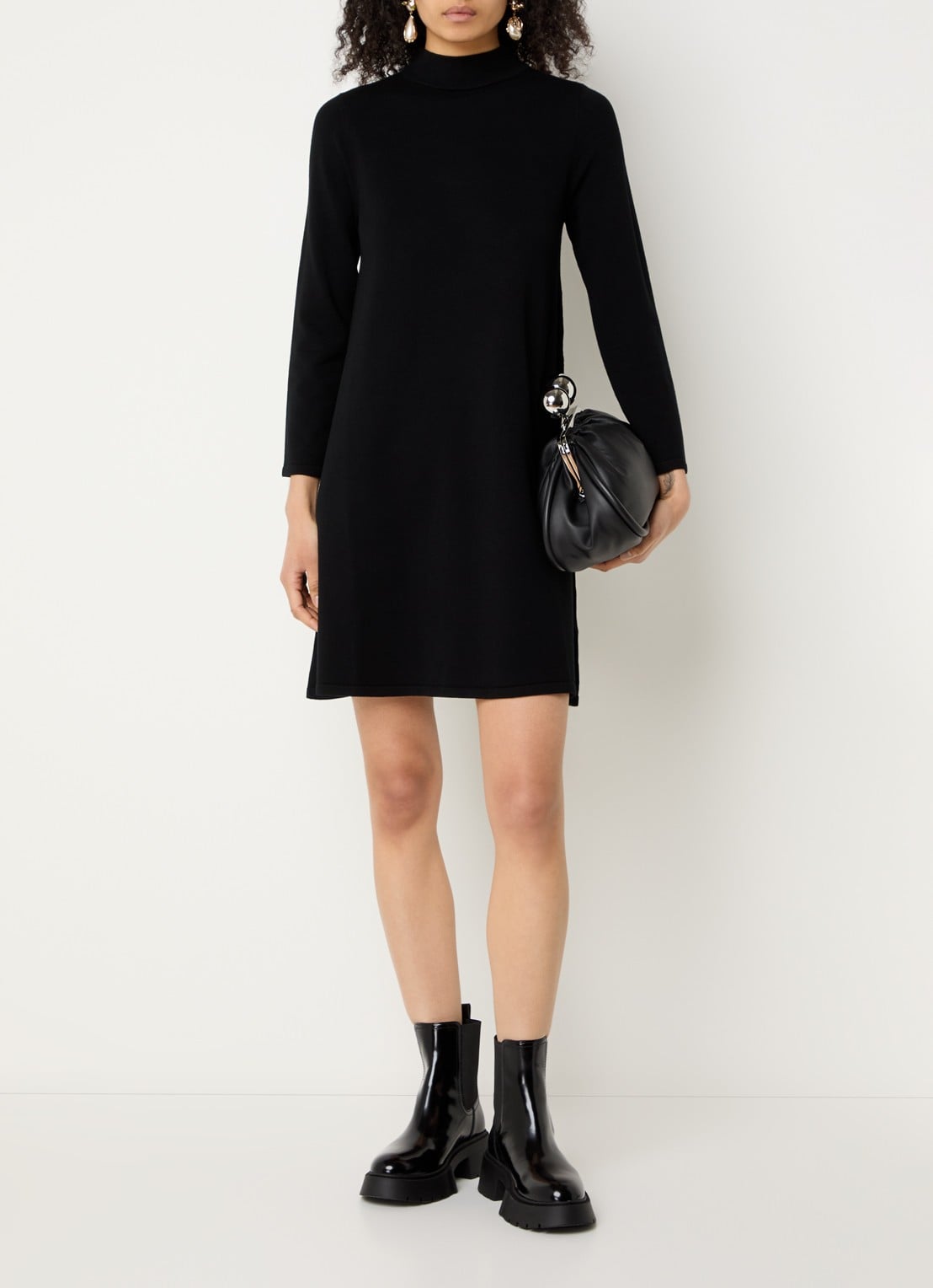 Max Mara Fijngebreide mini trui-jurk met opstaande kraag - voorkant 3 zwart