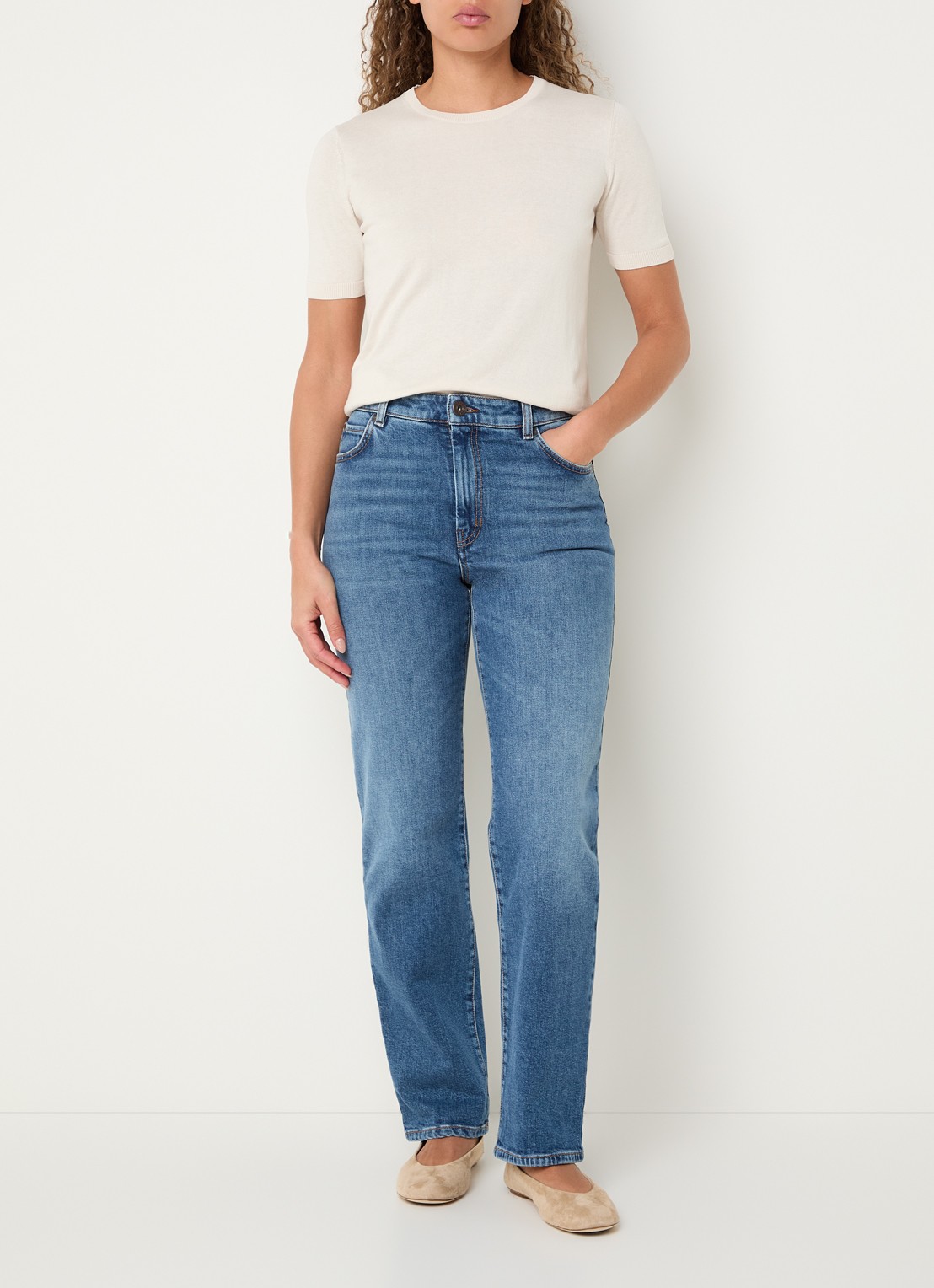 Max Mara Gabarra T-shirt van satijn - voorkant 4 vanillegeel