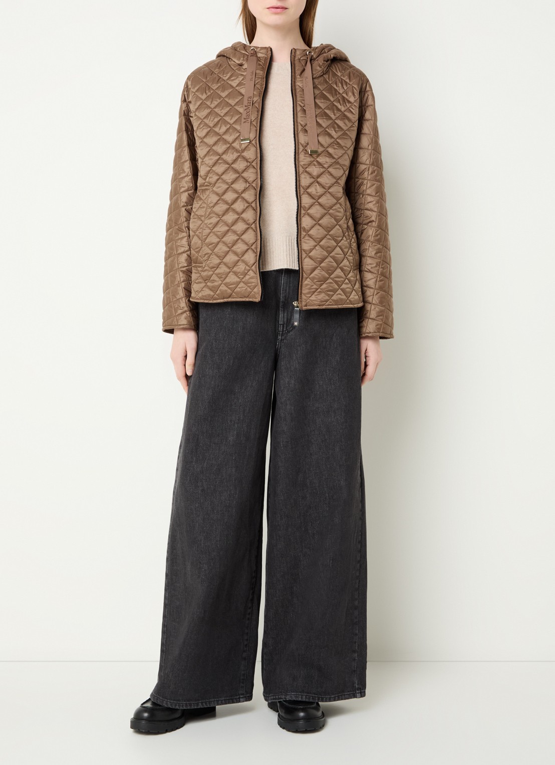 Max Mara Giorno gewatteerd jack met steekzakken en capuchon - voorkant 2 bruin