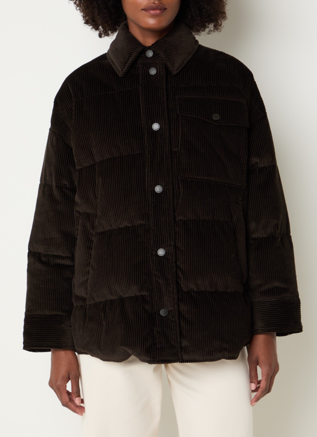 Max Mara Giorno gewatteerd jack van corduroy met steekzakken - detail donkerbruin