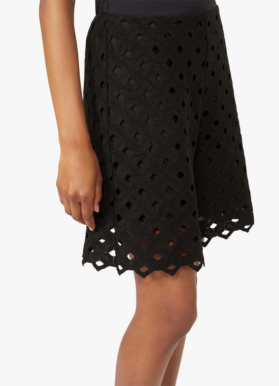 Max Mara High waist wide fit korte broek met cut out detail - detail 3 zwart