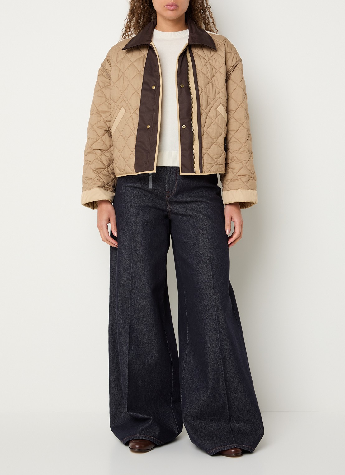 Max Mara Kaki gewatteerd jack met quilt patroon - voorkant 3 beige