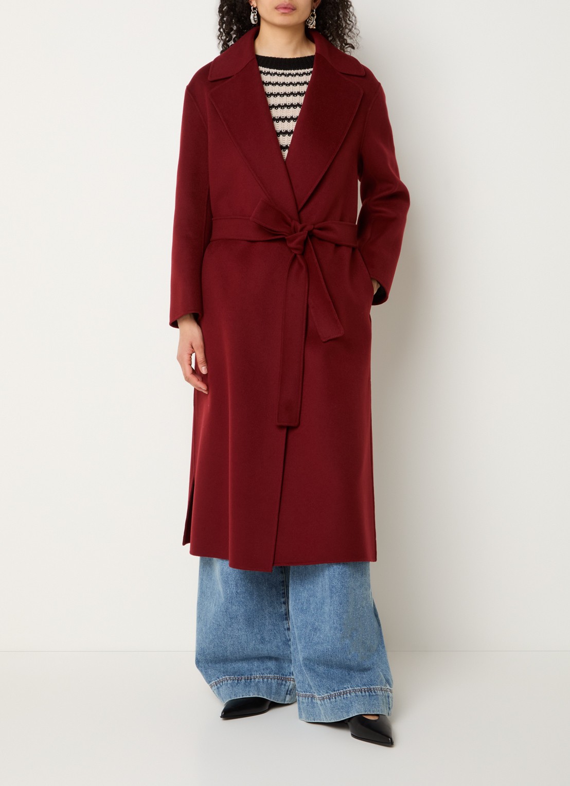 Max Mara Luna mantel van scheerwol met strikceintuur - detail 2 donkerrood