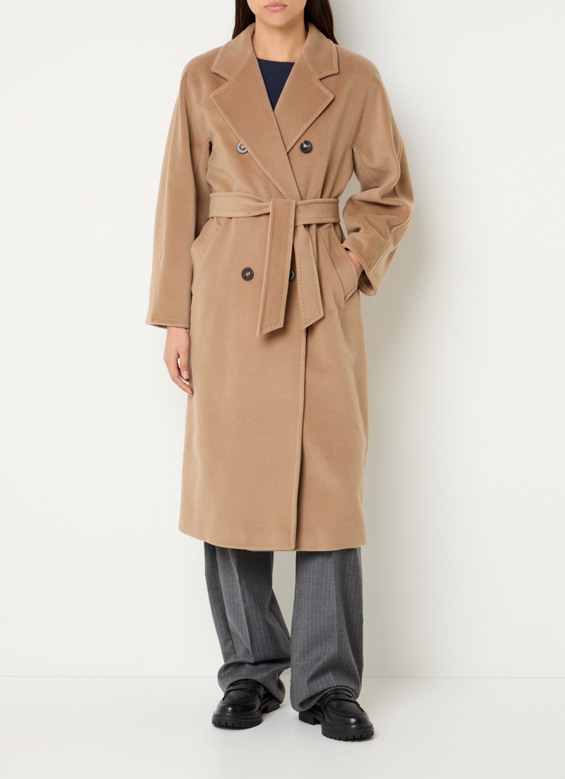 Max Mara Madame mantel in kasjmierblend met strikceintuur - detail camel