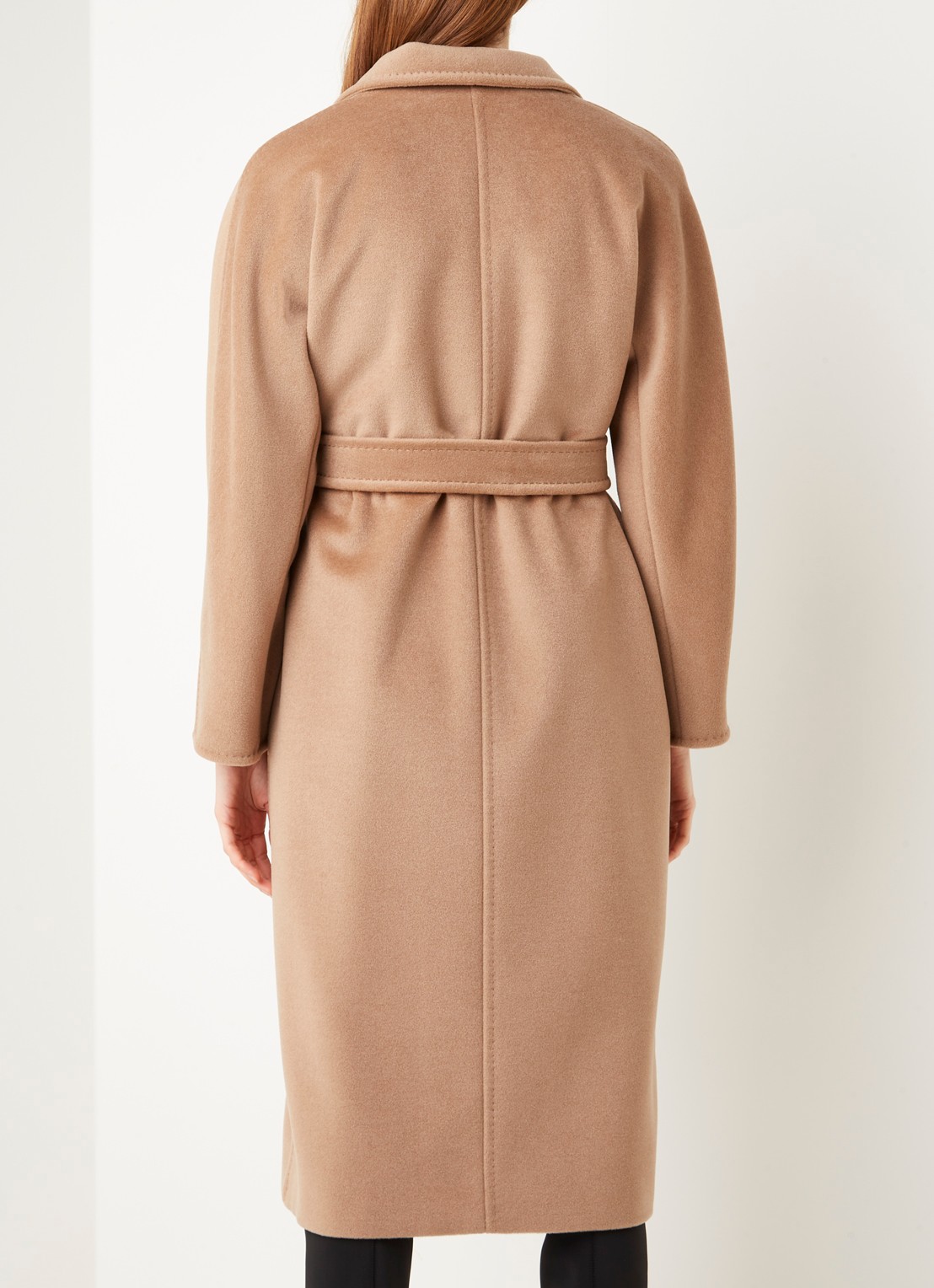 Max Mara Madame mantel in wolblend met strikceintuur - achterkant 3 camel
