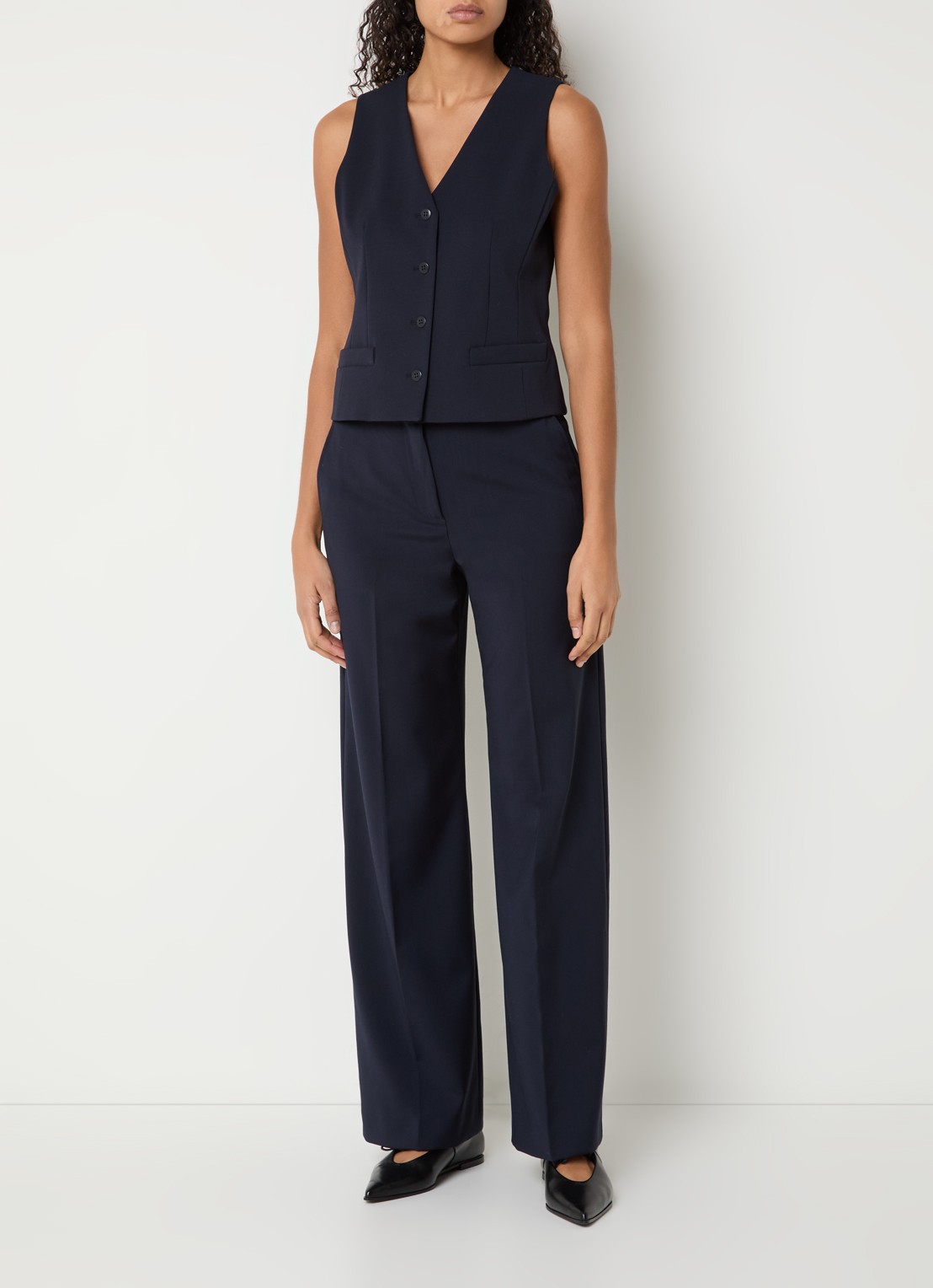 Max Mara Madia gilet van scheerwol met paspelzakken - voorkant 2 donkerblauw