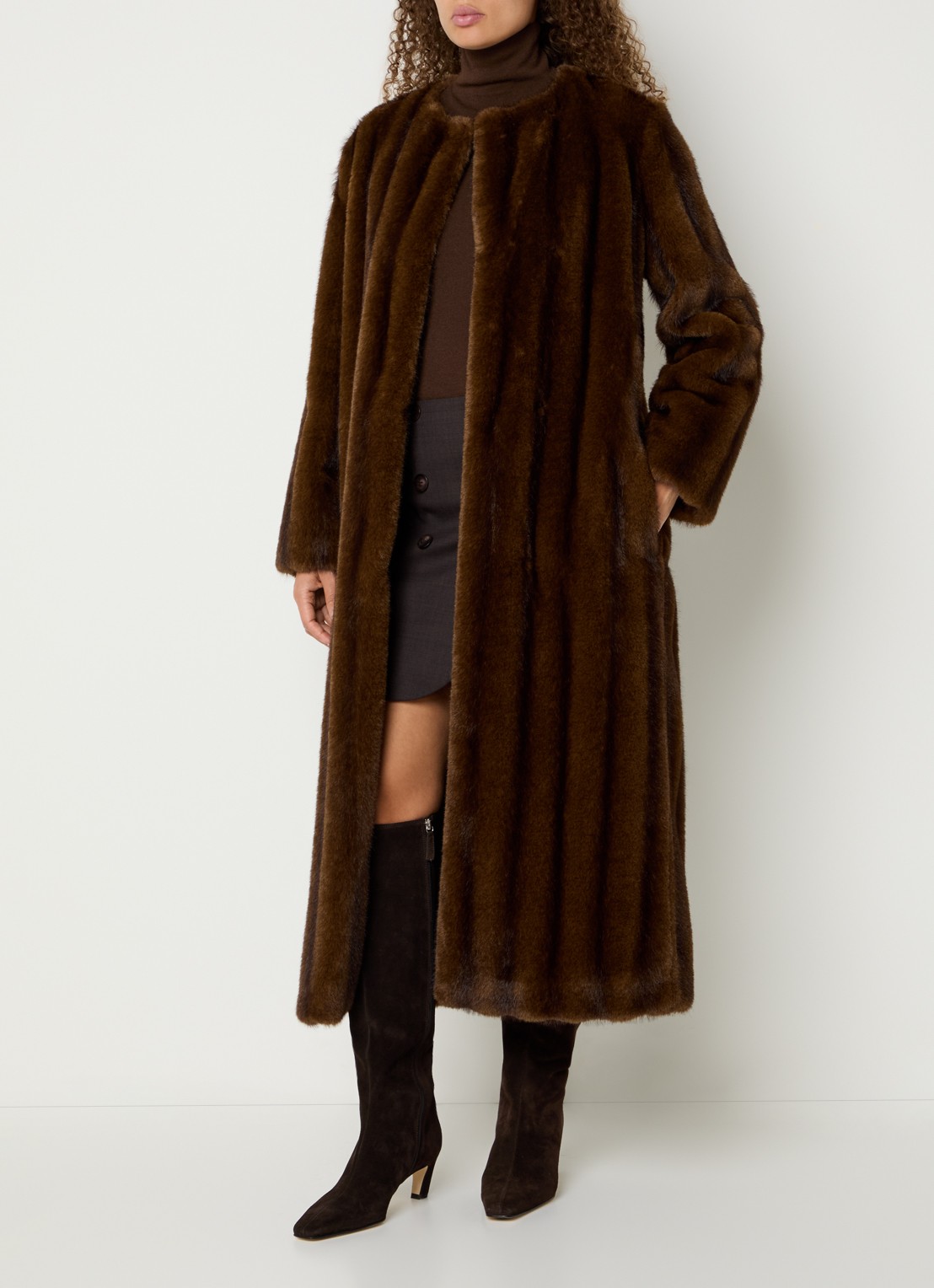 Max Mara Mantel van imitatiebont - voorkant 2 donkerbruin