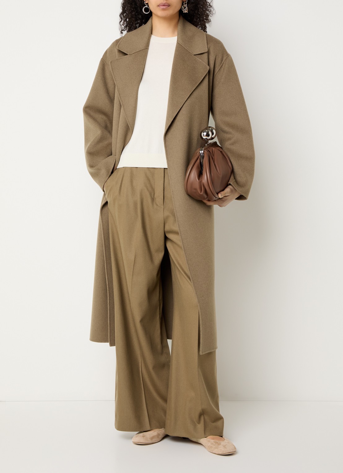 Max Mara Mantel van wol met ceintuur - voorkant 3 bruin