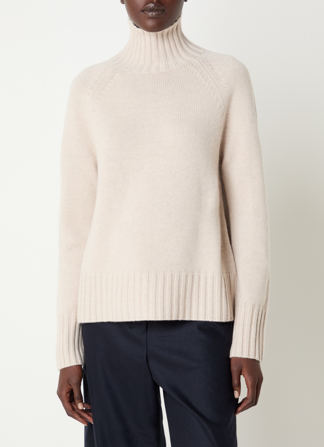 Max Mara Mantova fijngebreide trui in kasjmierblend met col - detail 2 creme
