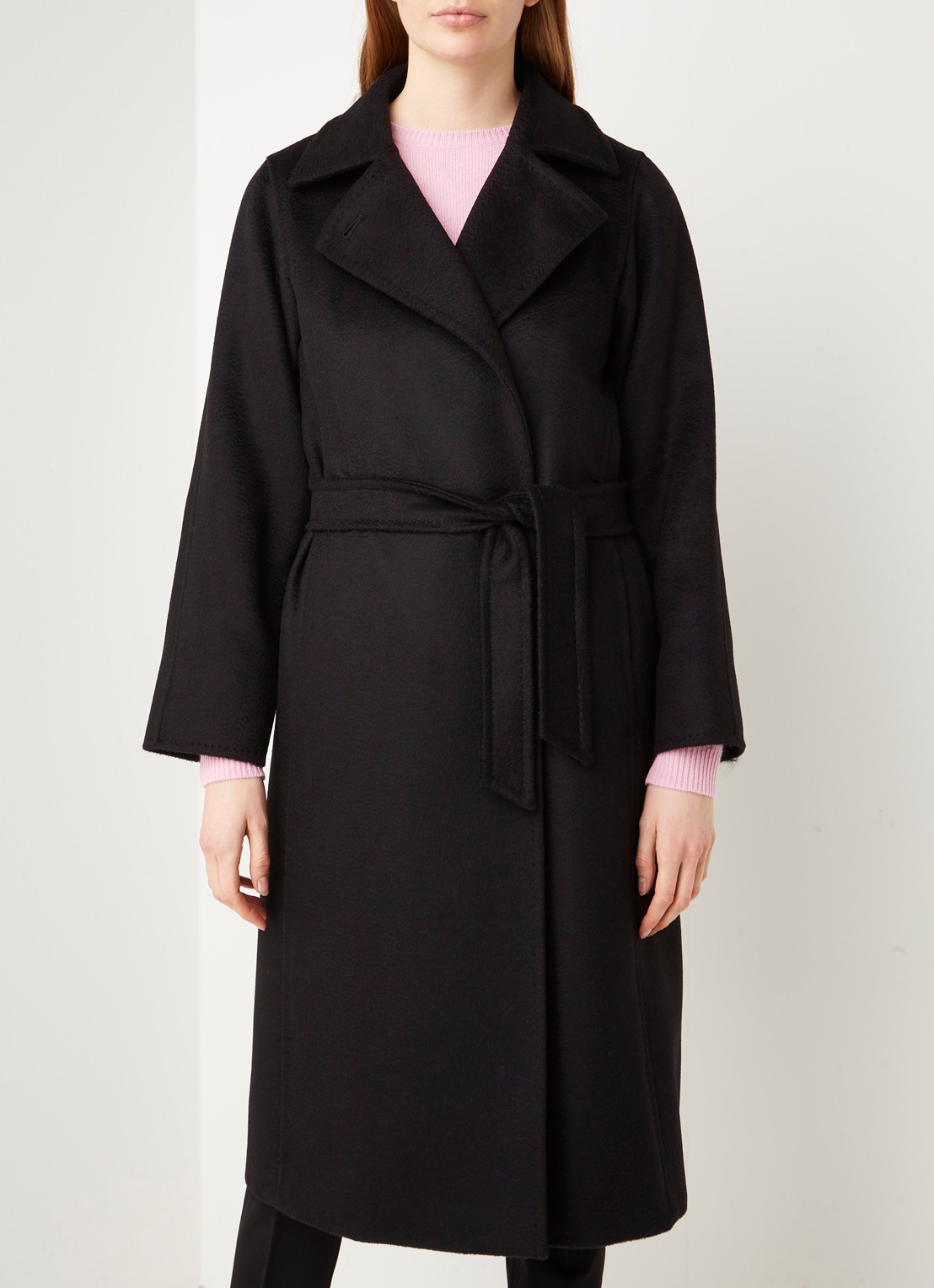 Max Mara Manuela mantel met strikceintuur en steekzakken  - detail 2 zwart