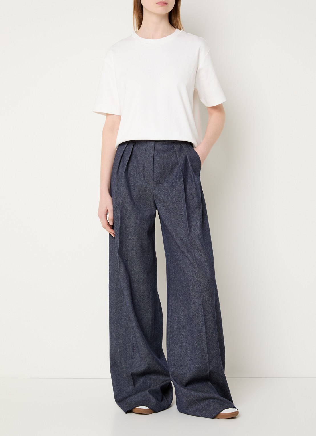 Max Mara Multid T-shirt met ronde hals - voorkant 2 wit