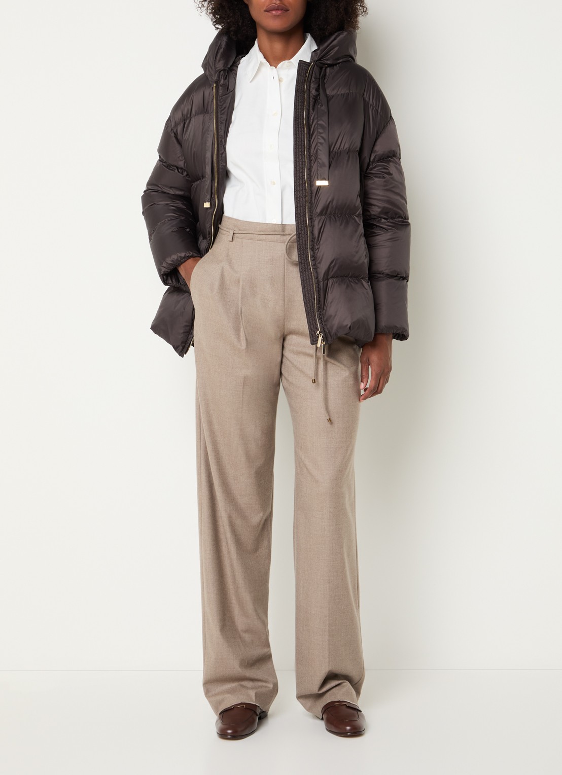 Max Mara Nerine puffer jas met waterafstotende coating - voorkant 2 donkerbruin