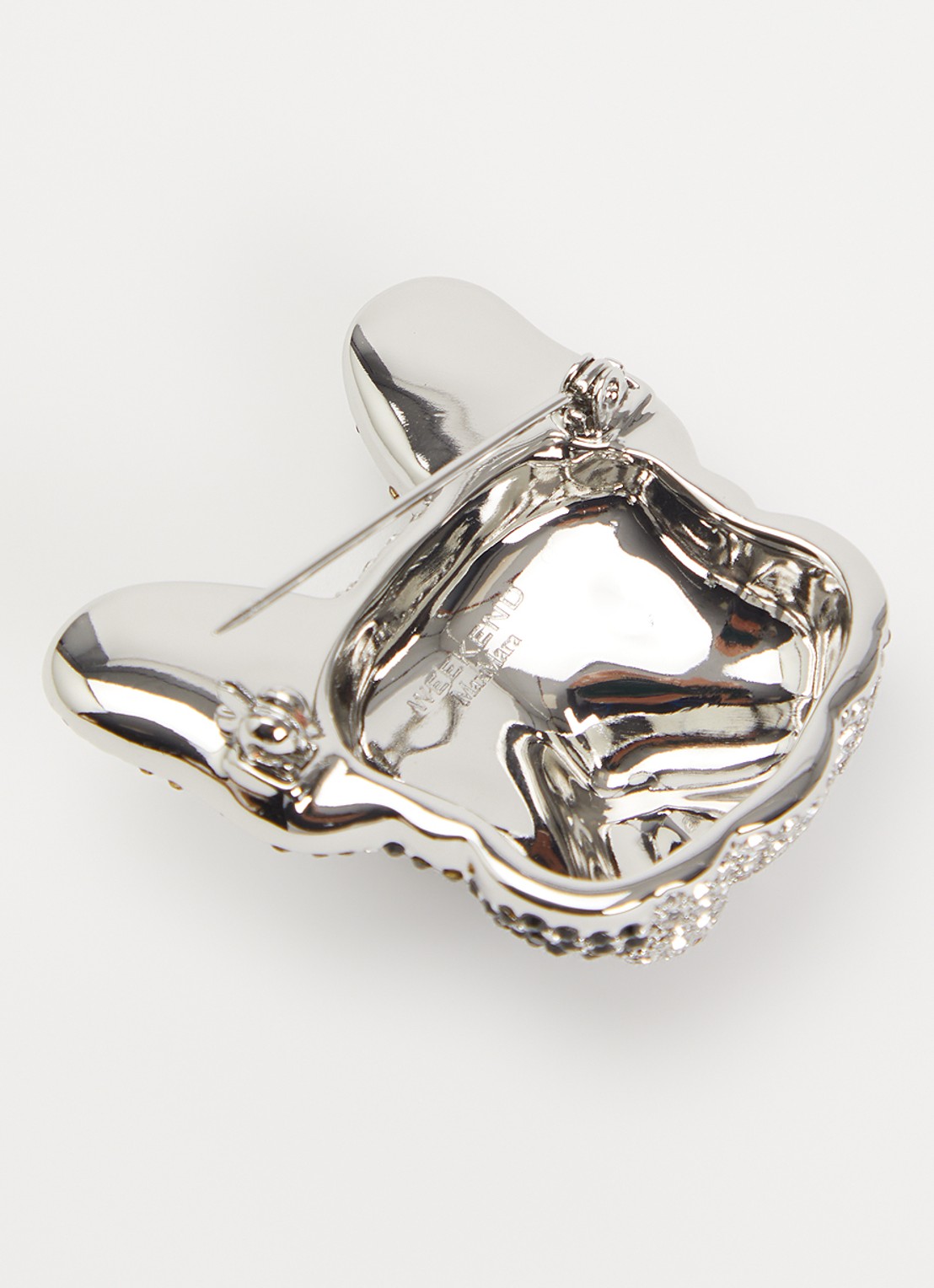 Max Mara Perle broche met strass - detail zilver
