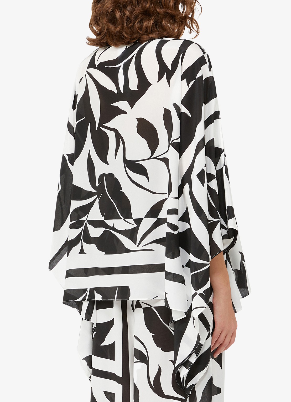 Max Mara Poncho met bloemenprint - achterkant zwart