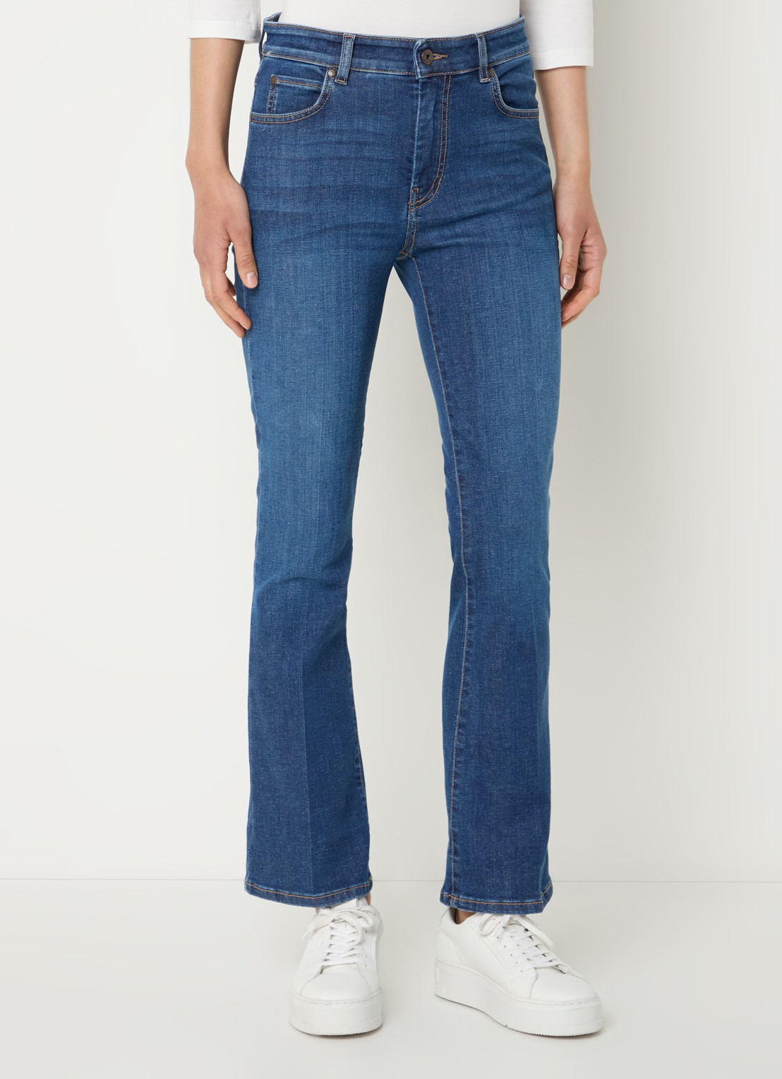 Max Mara Rapallo mid waist flared cropped jeans met stretch - detail 4 indigo