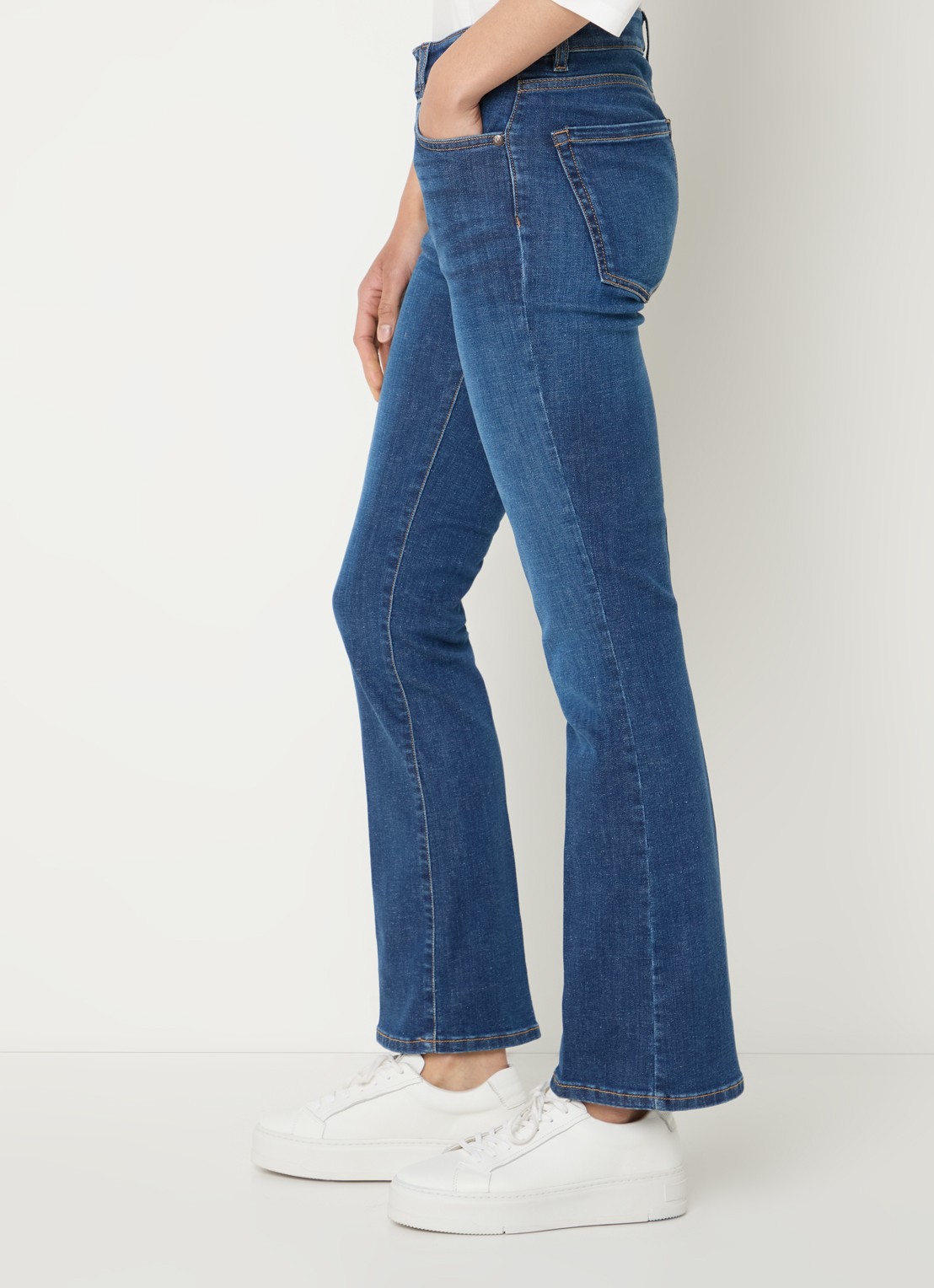 Max Mara Rapallo mid waist flared cropped jeans met stretch - detail 5 indigo