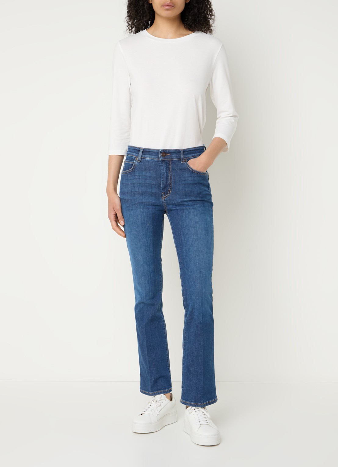 Max Mara Rapallo mid waist flared cropped jeans met stretch - voorkant 3 indigo