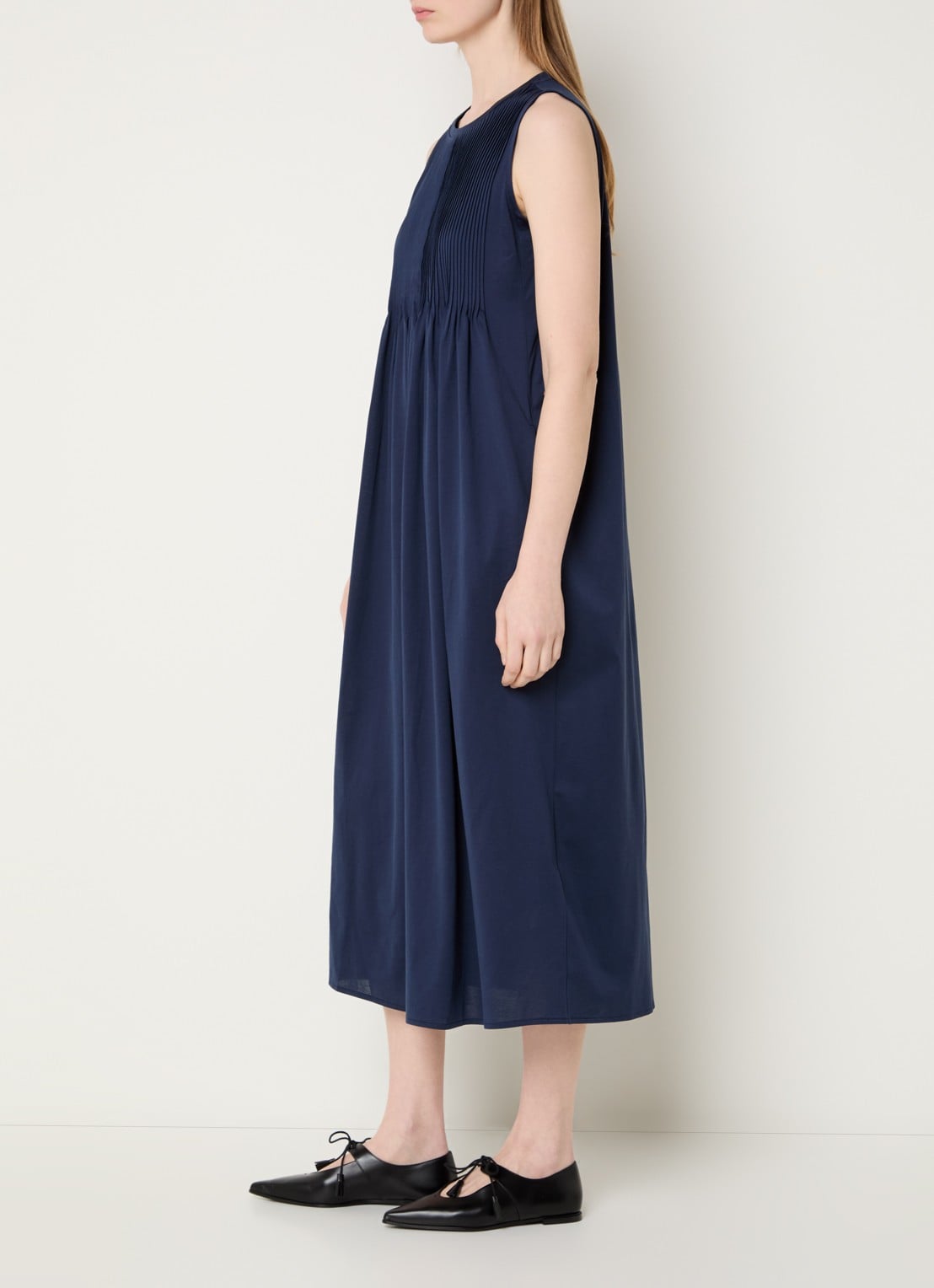 Max Mara Ricordo midi jurk met smockwerk - voorkant 2 donkerblauw
