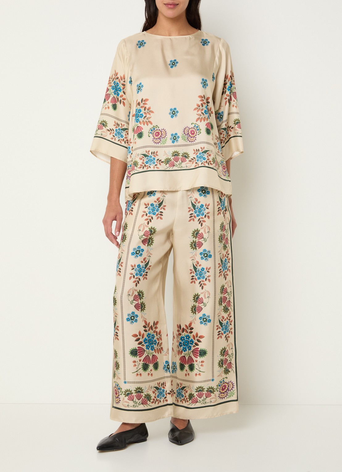 Max Mara Samba tuniek van zijde met print - voorkant 4 beige
