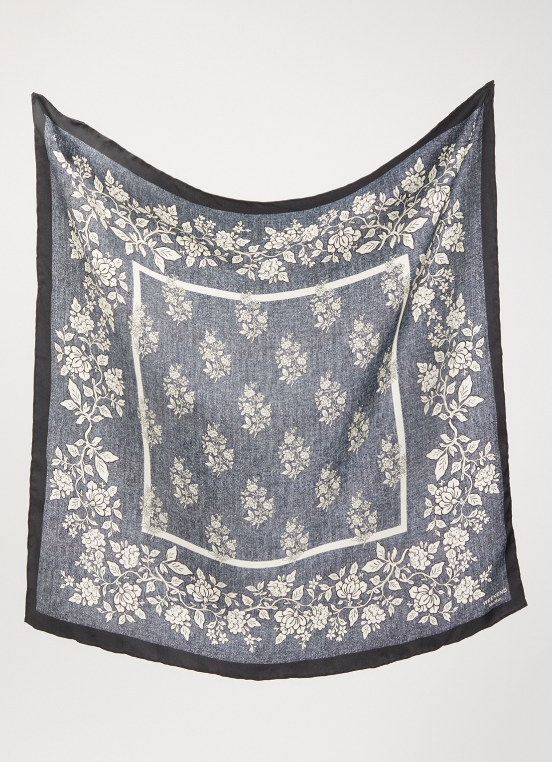 Max Mara Siam sjaal van zijde met bloemenprint 65 x 65 cm - detail indigo