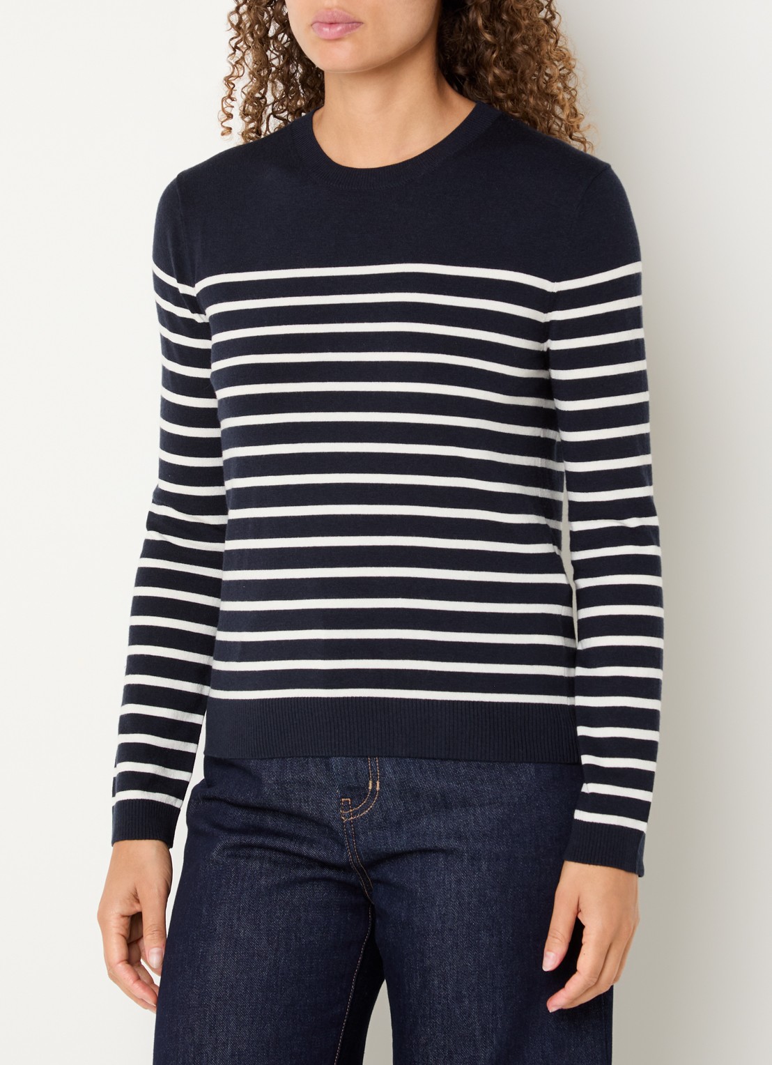 Max Mara Sicilia fijngebreide pullover in zijdeblend met ronde hals - detail 2 donkerblauw
