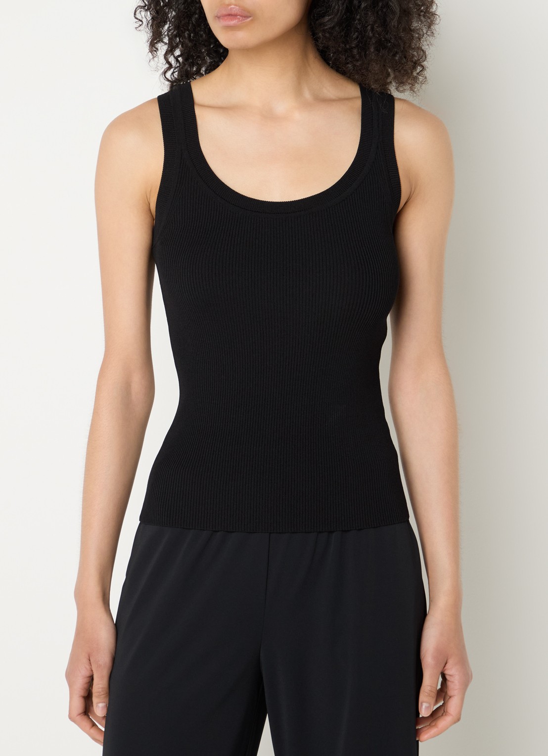 Max Mara Siro ribgebreide tanktop met ronde hals - detail zwart