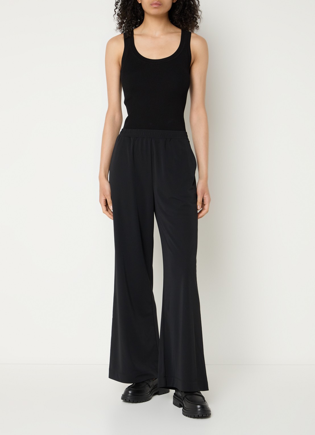 Max Mara Siro ribgebreide tanktop met ronde hals - voorkant 3 zwart