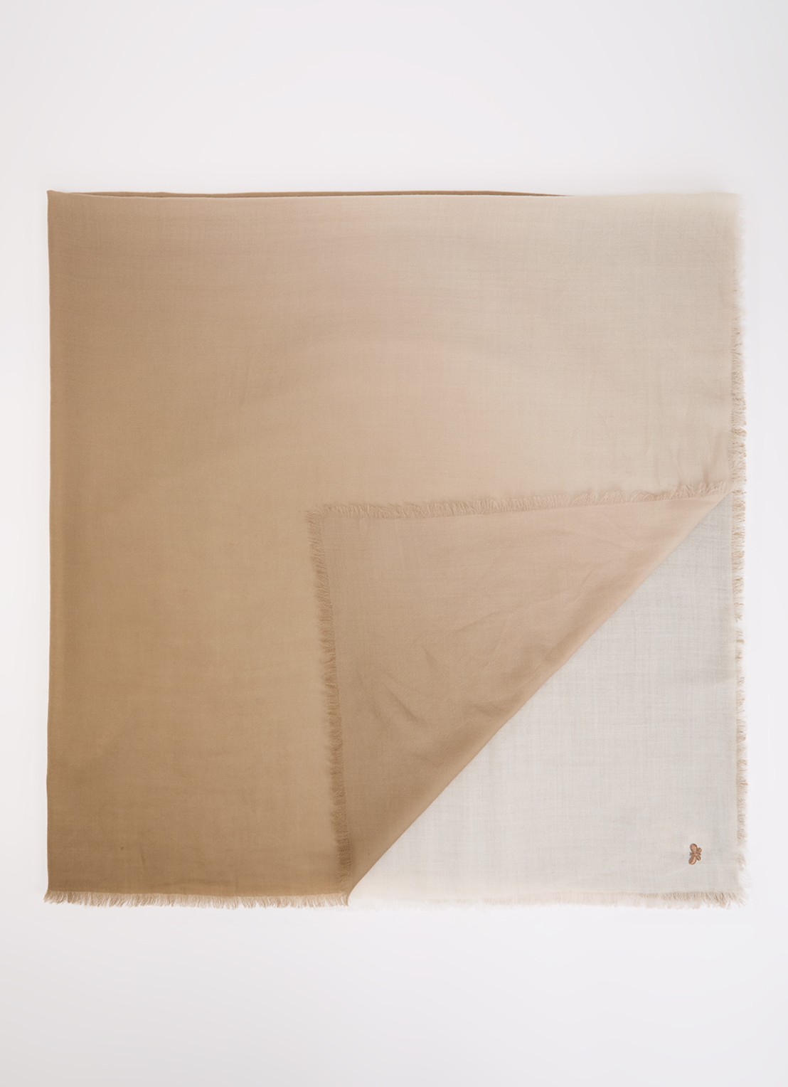 Max Mara Sjaal van wol met dip-dye dessin 140 x 140 cm - voorkant 3 camel