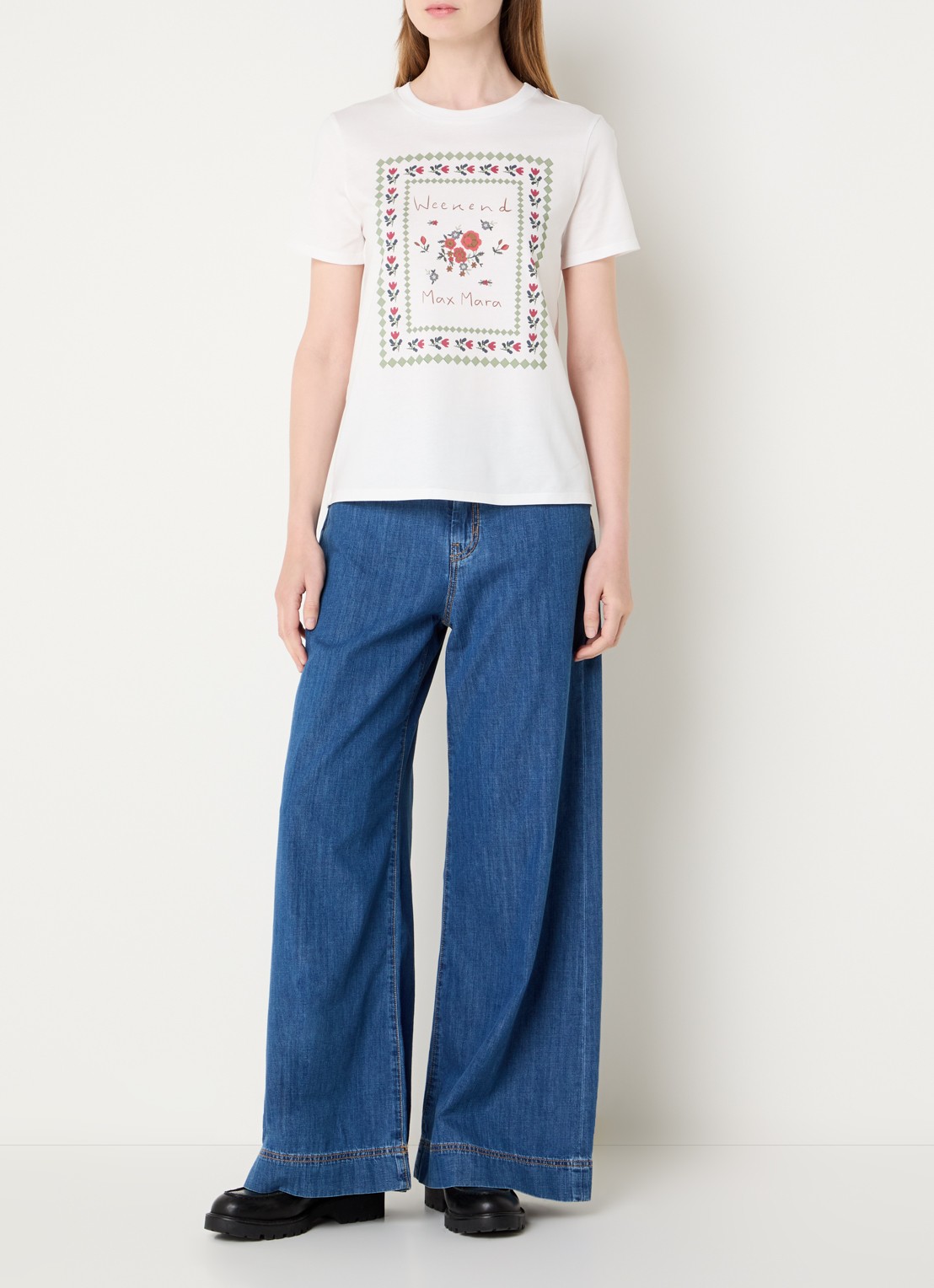 Max Mara T-shirt met logoprint - voorkant 4 wit