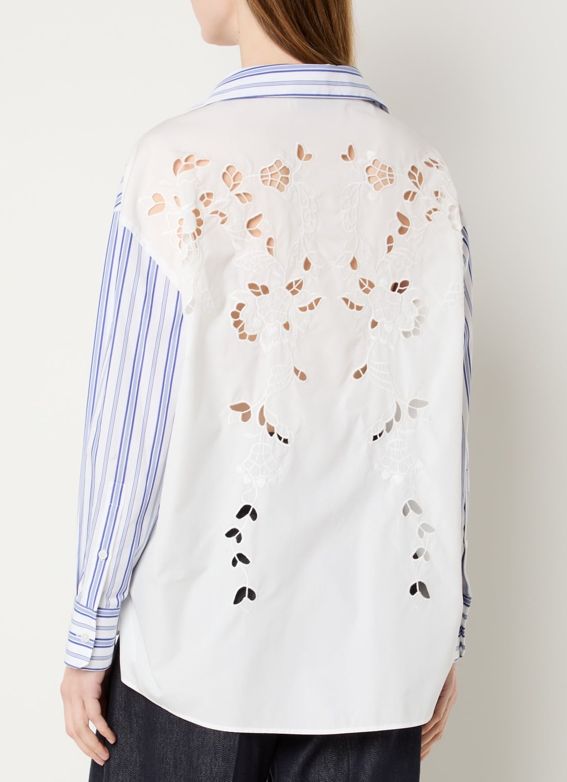 Max Mara Tessile blouse met streepprint en opengewerkt dessin - detail 4 wit