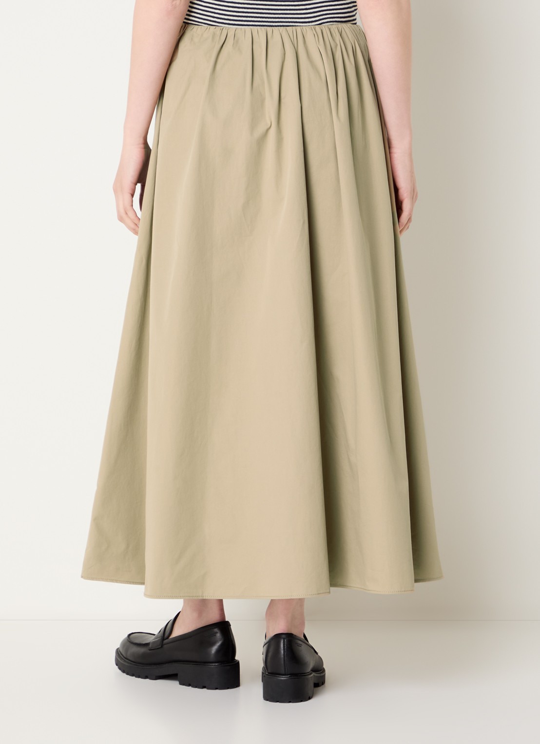MaxMara Aguzze midi rok met steekzakken - achterkant 3 beige