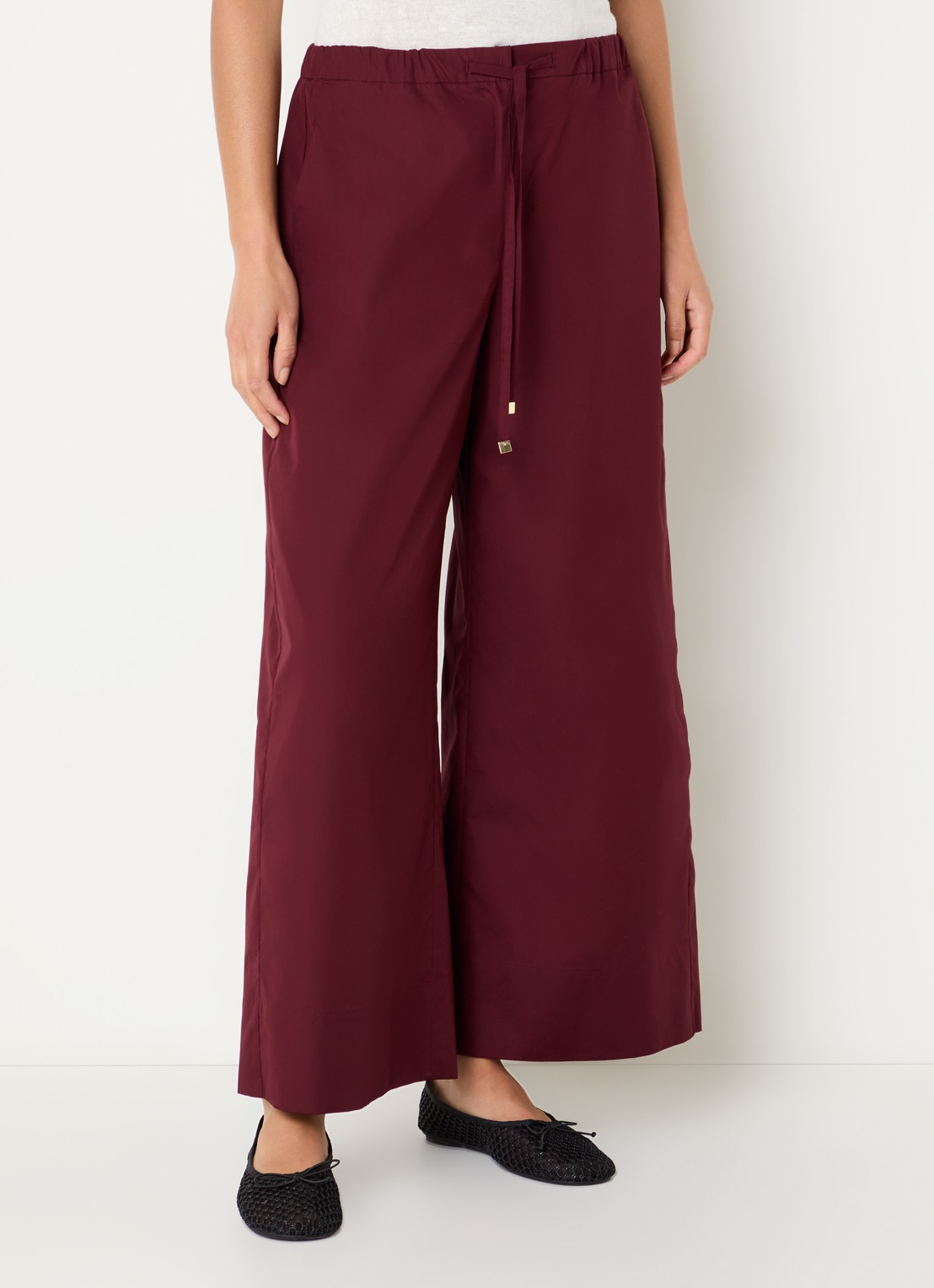 MaxMara Aureo high waist wide fit broek met strikceintuur - detail 4 bordeauxrood