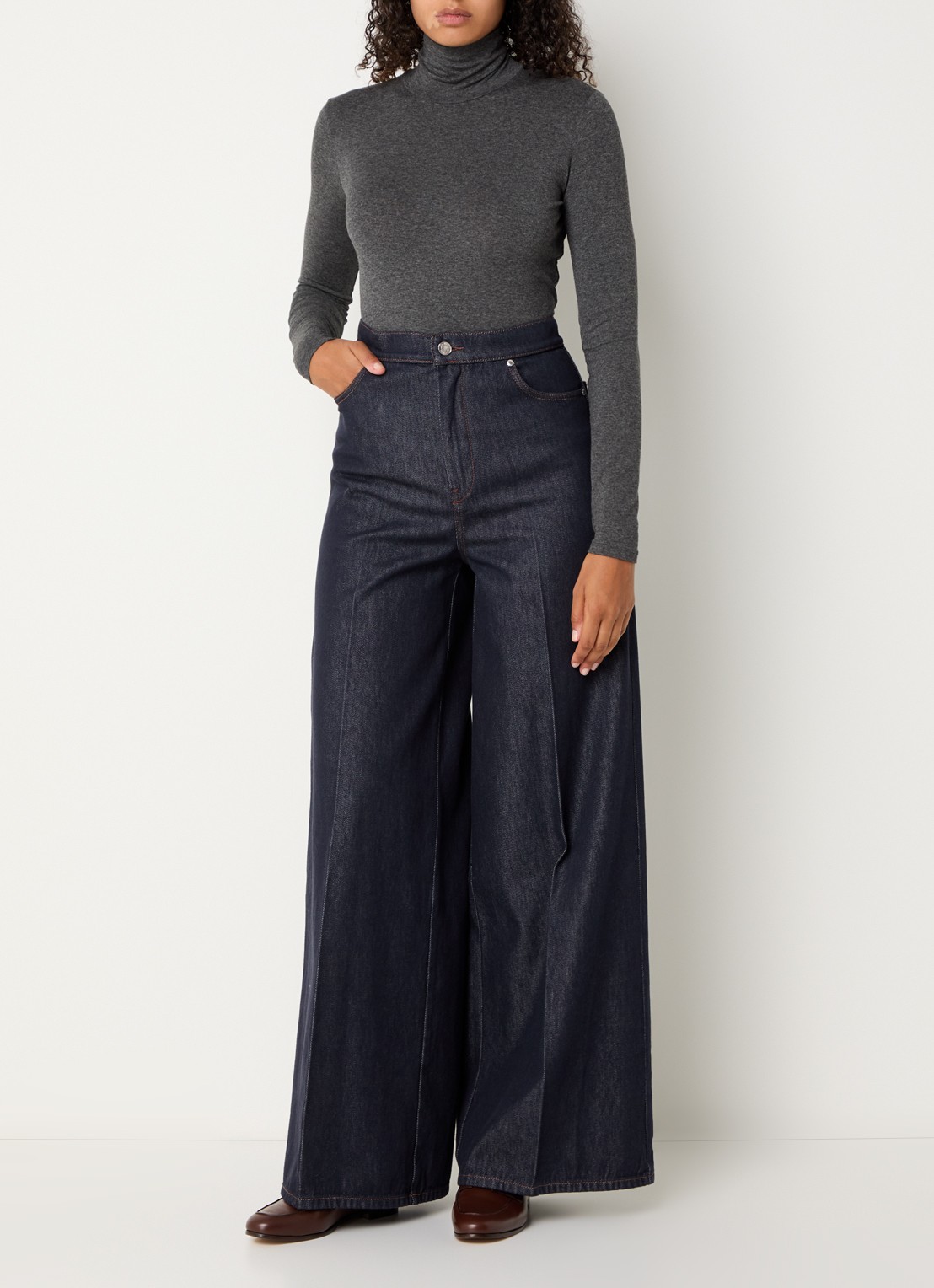 MaxMara Carmine high waist wide leg jeans met persplooi - voorkant 3 indigo