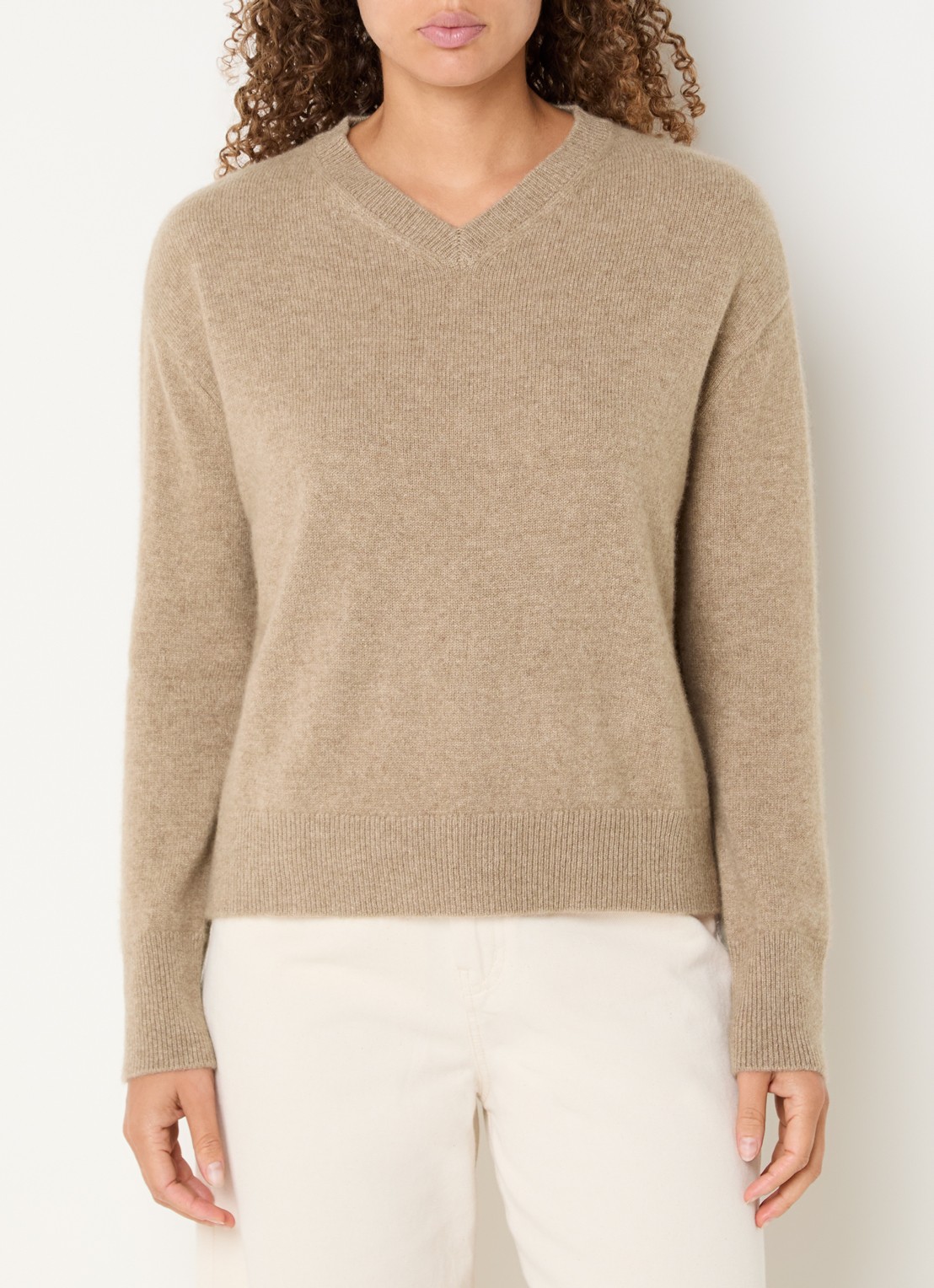 MaxMara Fijngebreide trui van kasjmier - detail 4 donkerbeige