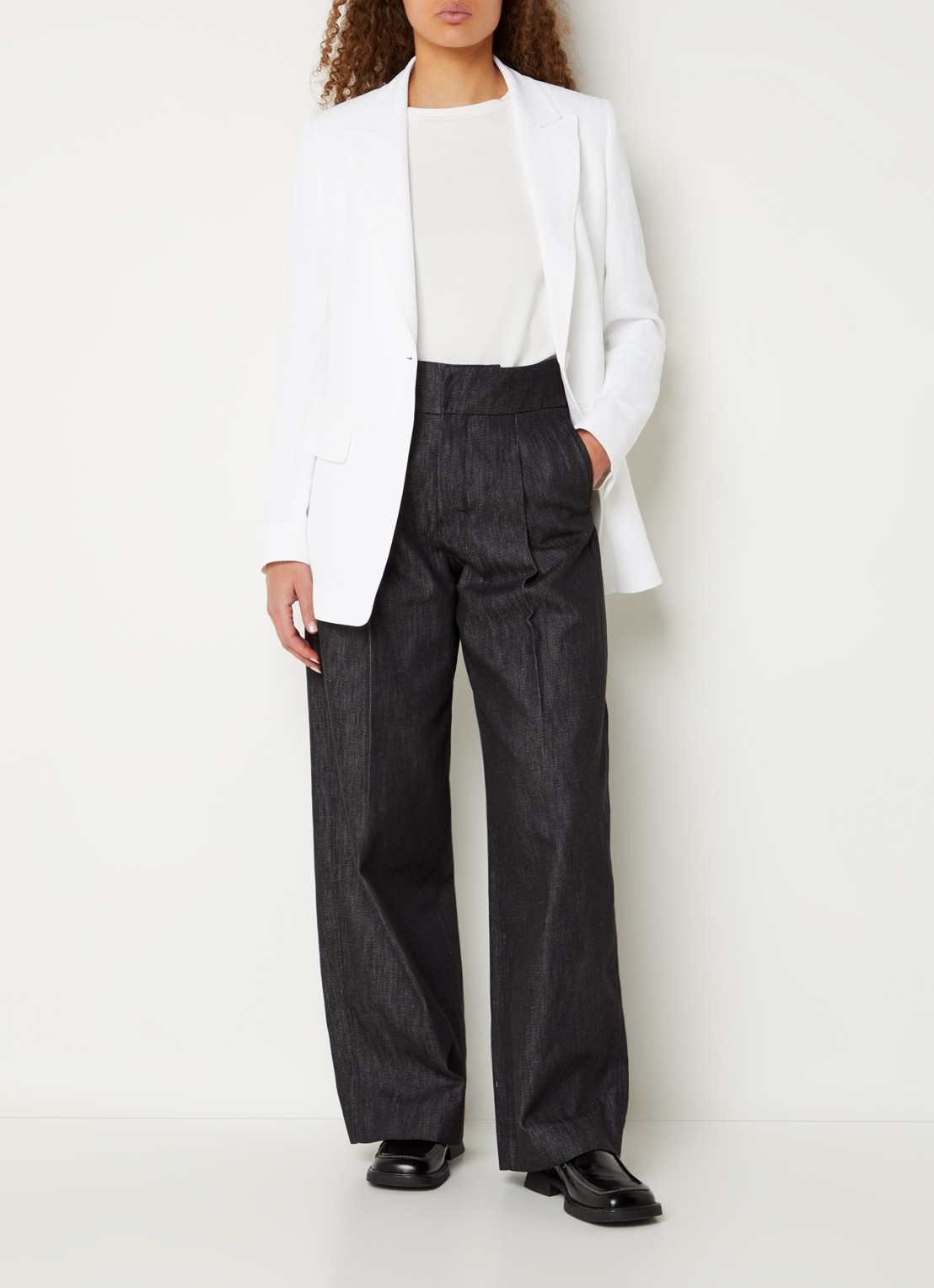 MaxMara Gitane blazer in linnenblend met klepzakken - voorkant 3 wit