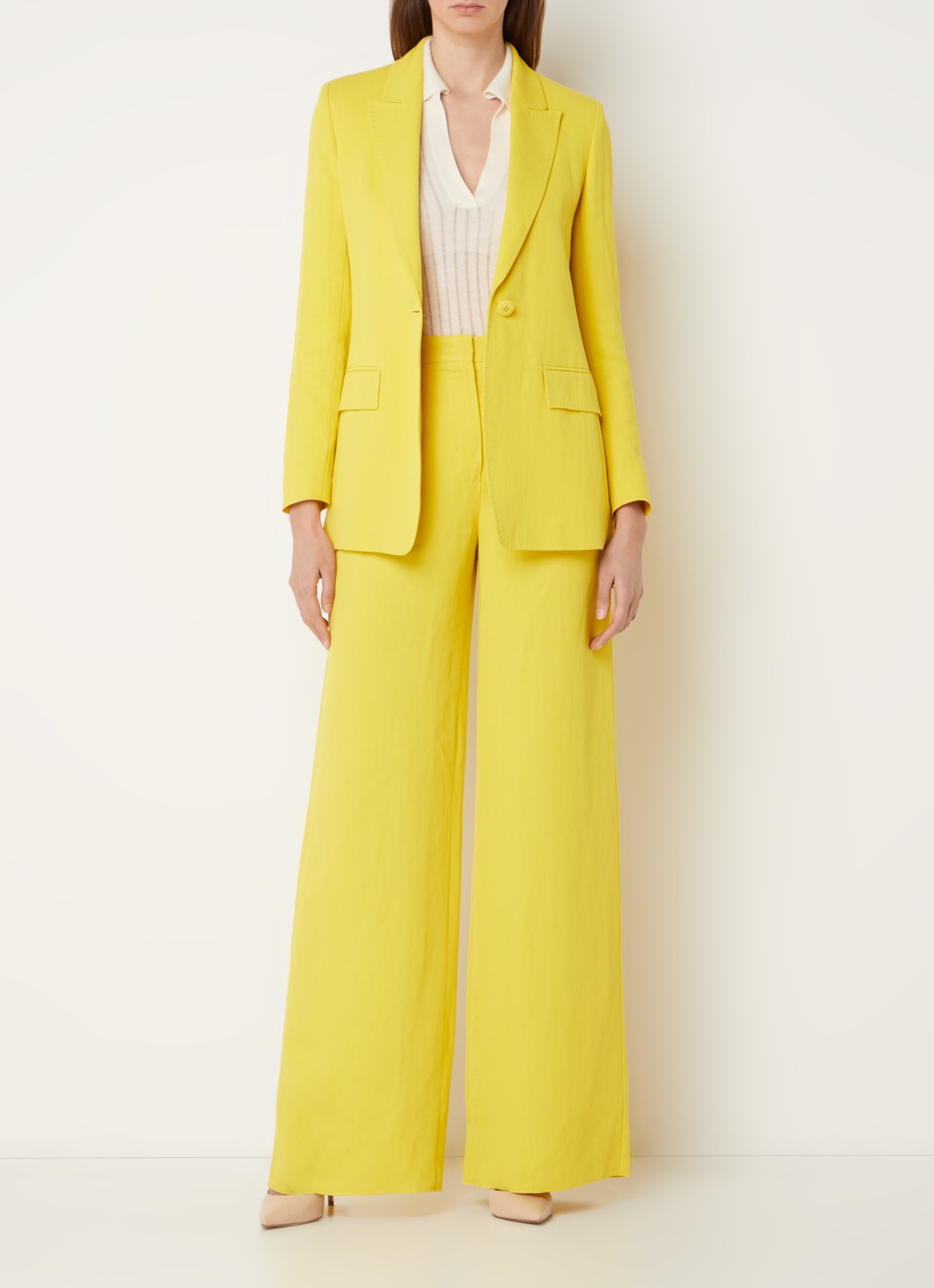 MaxMara Gitane blazer in linnenblend met klepzakken - voorkant 3 abrikoos
