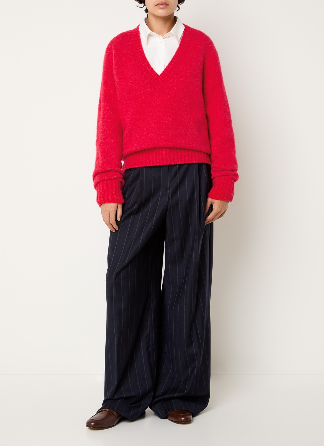 MaxMara Grofgebreide trui in wolblend met V-hals - voorkant 4 rood