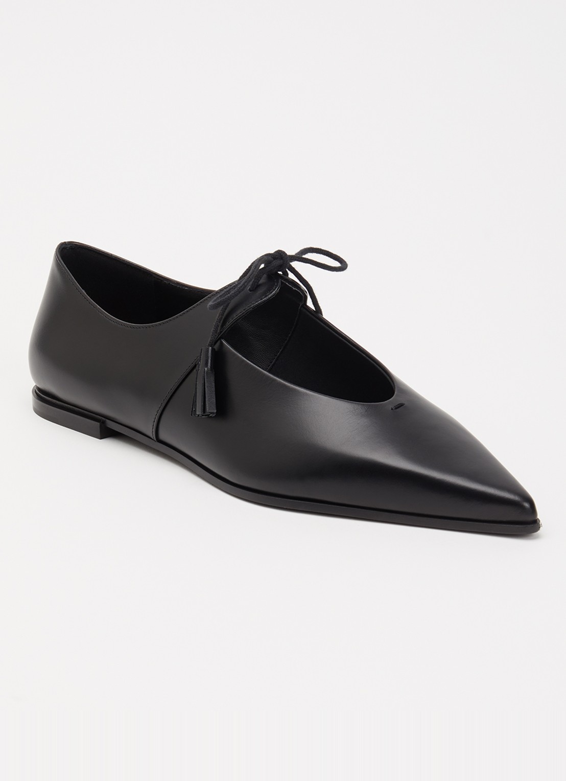 MaxMara Laceup ballerina van kalfsleer - voorkant 5 zwart