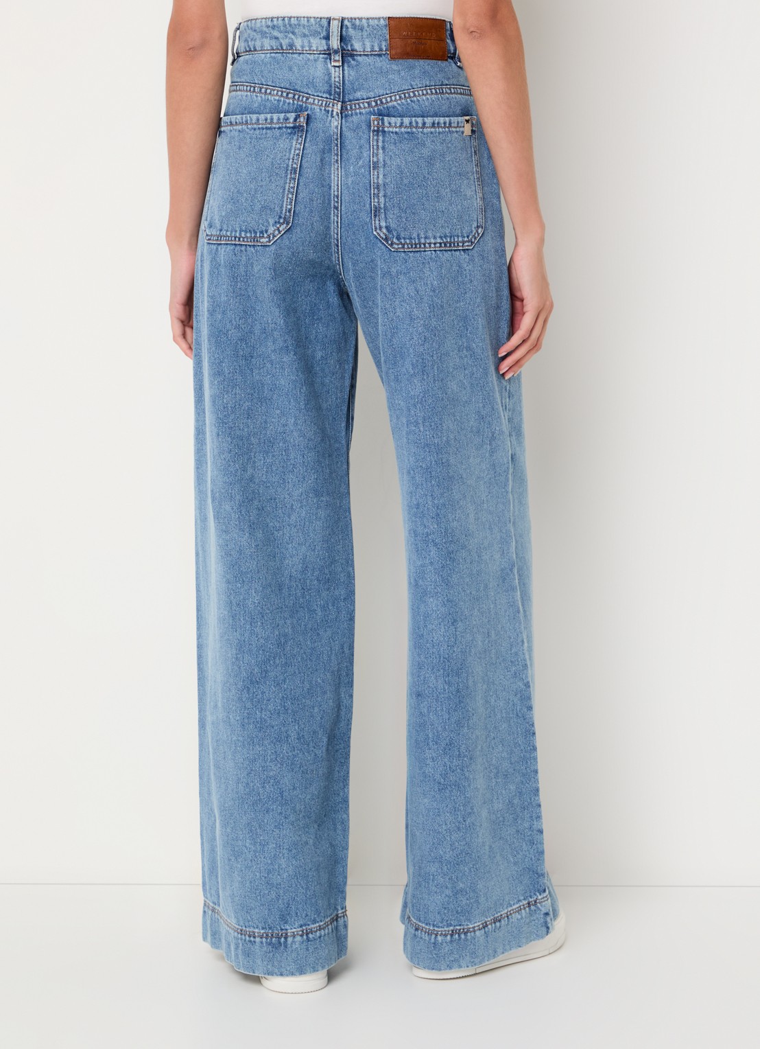 MaxMara Vega high waist wide leg jeans met lichte wassing - achterkant 5 indigo