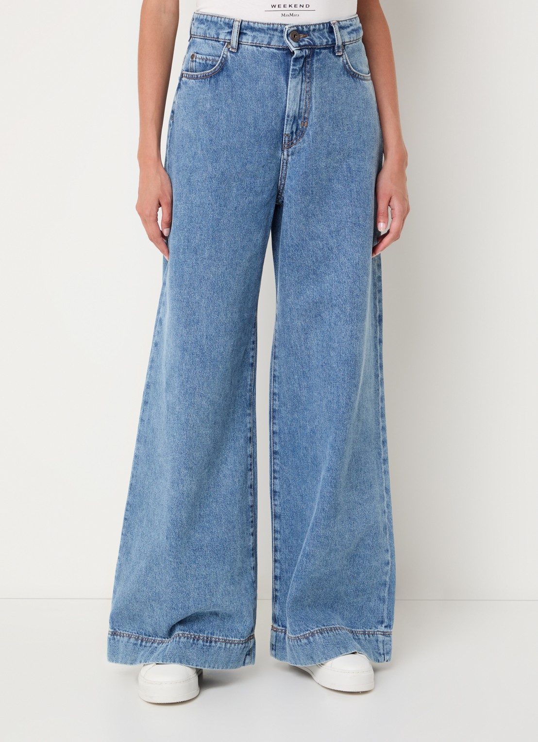 MaxMara Vega high waist wide leg jeans met lichte wassing - detail 3 indigo