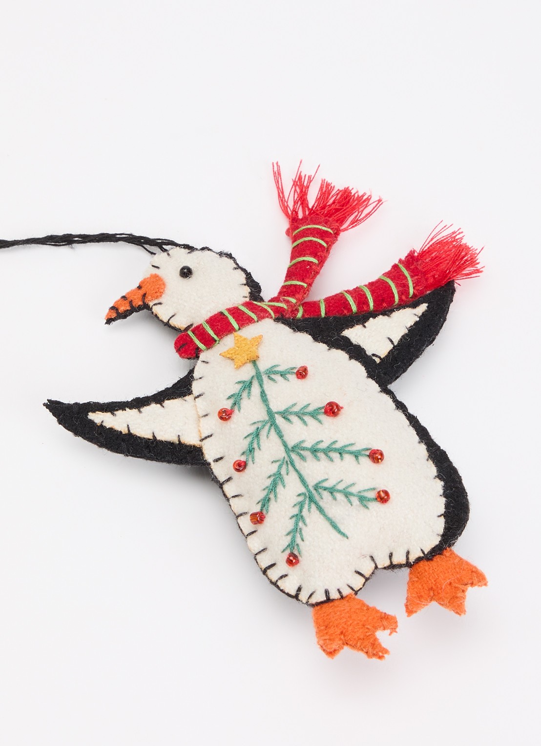 Meander Pinguïn met sjaal kersthanger 12 cm - detail 3 gebroken wit