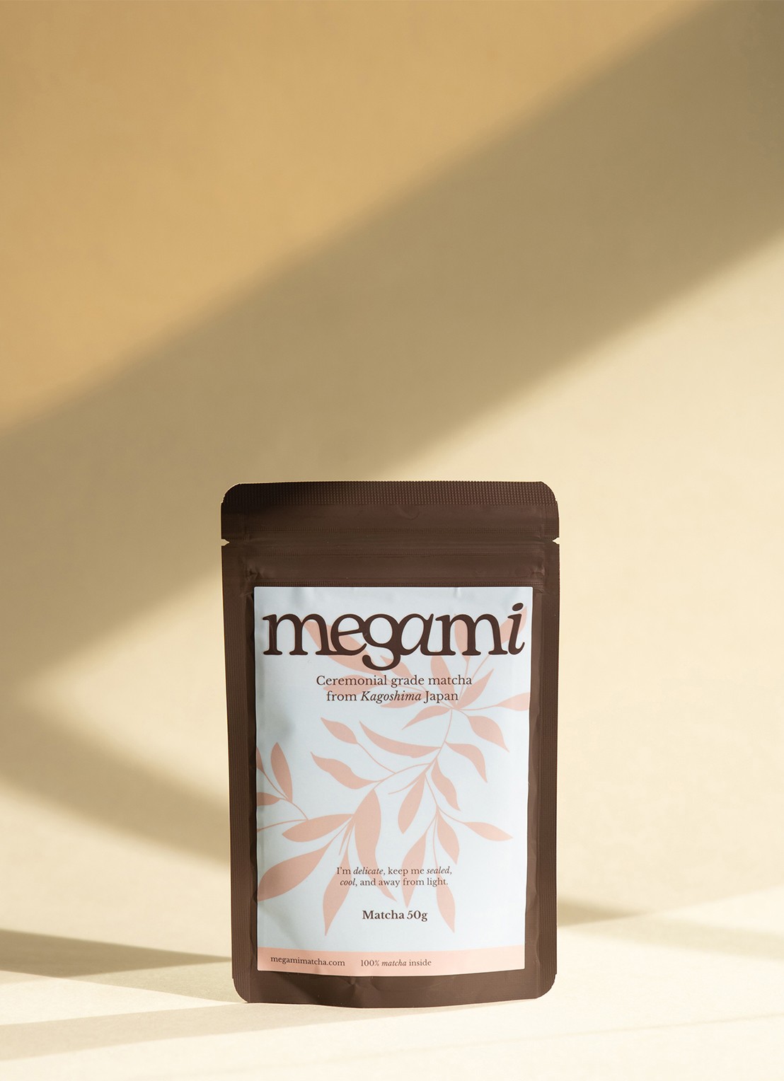 Megami Matcha 50 gram - voorkant 3 bruin