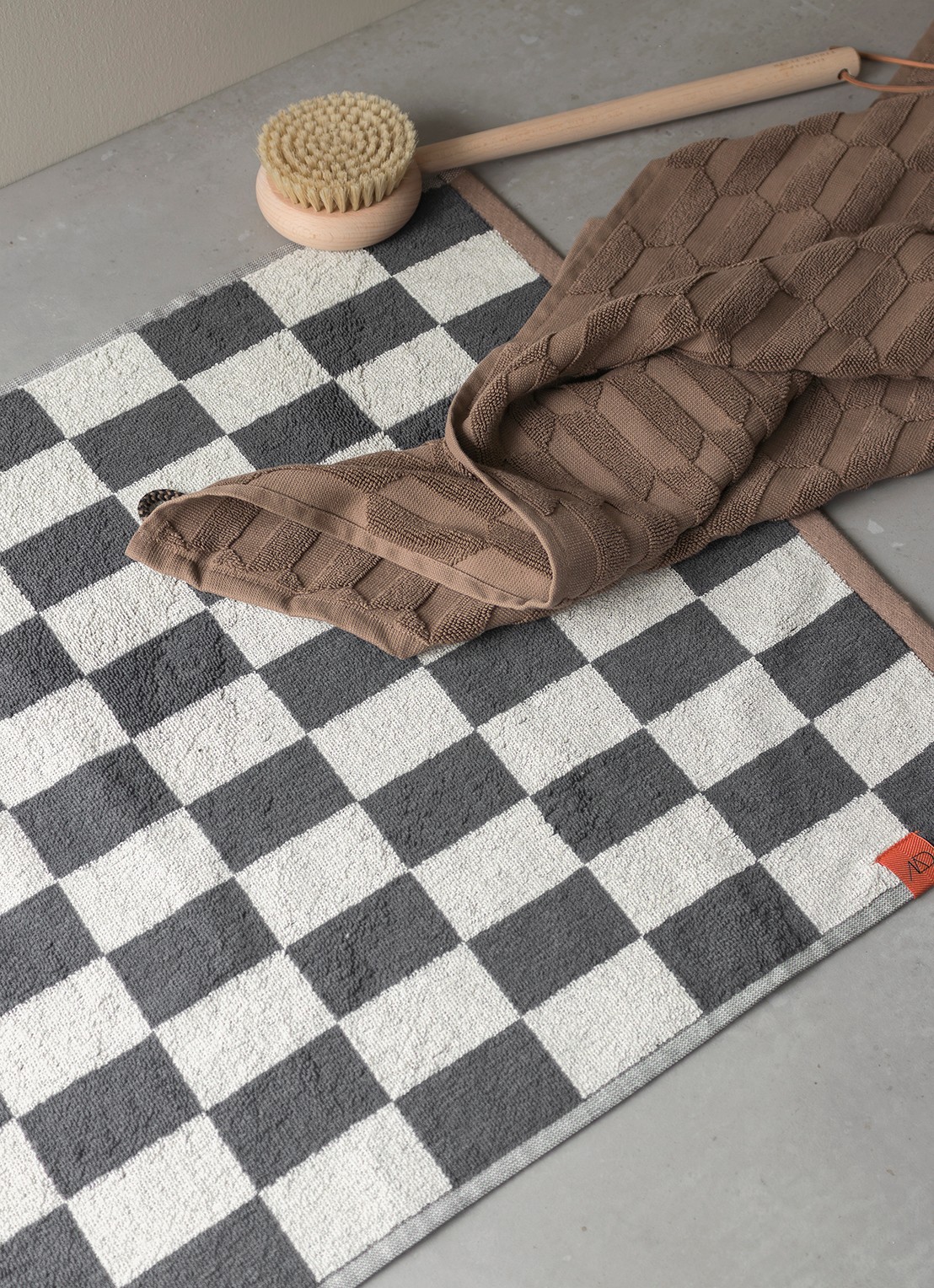 Mette Ditmer Retro badmat - 550 gr/m2 - 80 x 50 cm - detail 3 antraciet