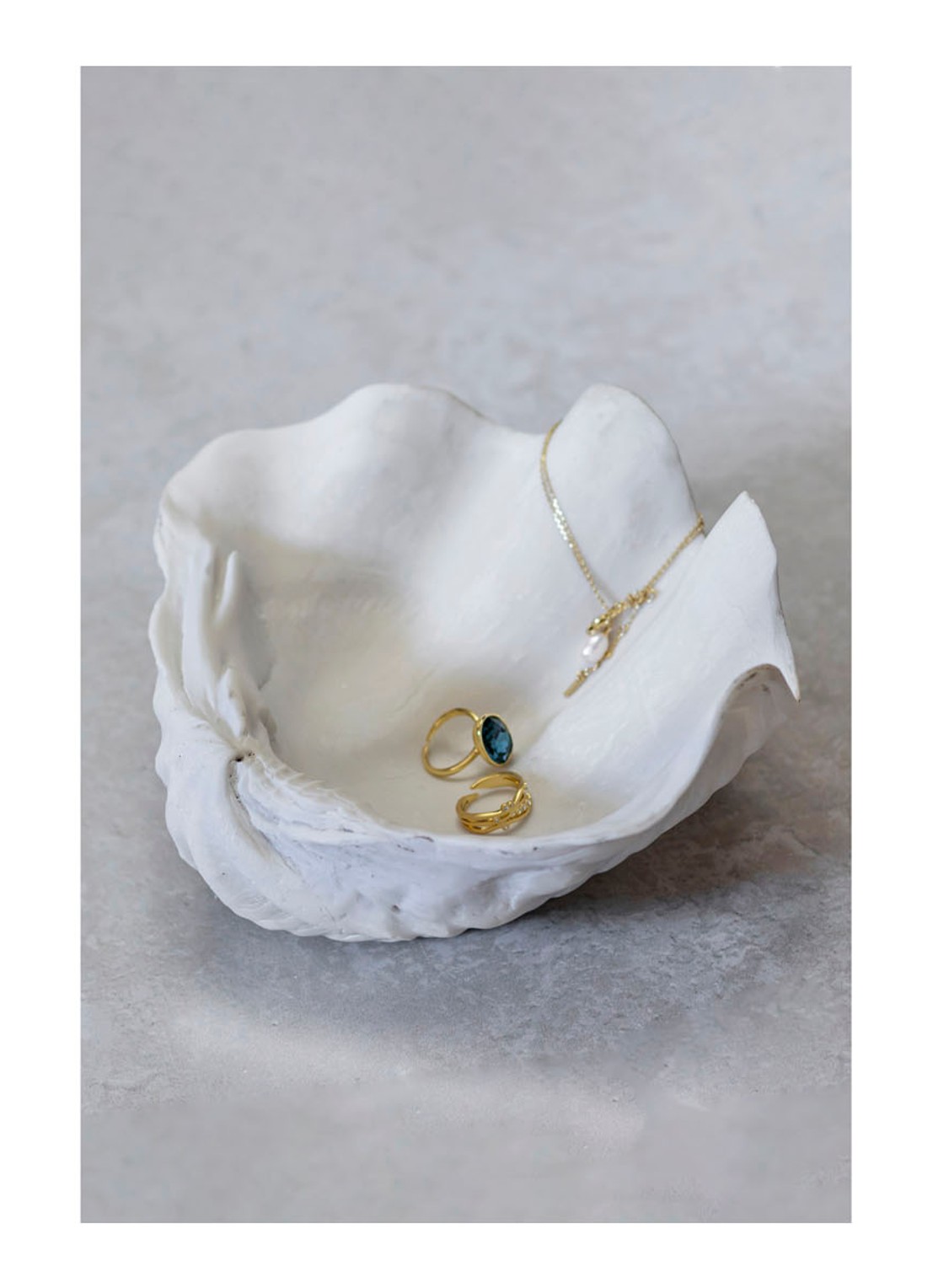 Mette Ditmer Shell ornament 13 cm - detail 4 wit