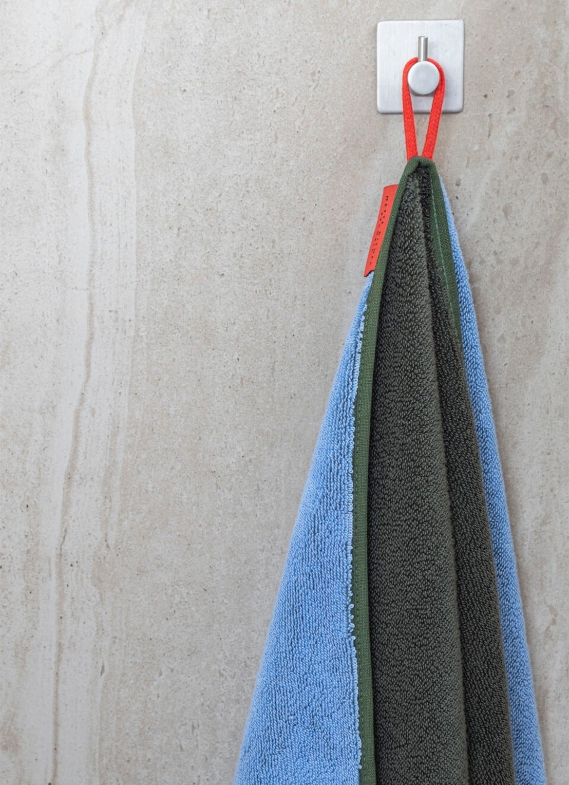 Mette Ditmer Soft badhanddoek - 70 x 133 cm - detail 4 olijfgroen